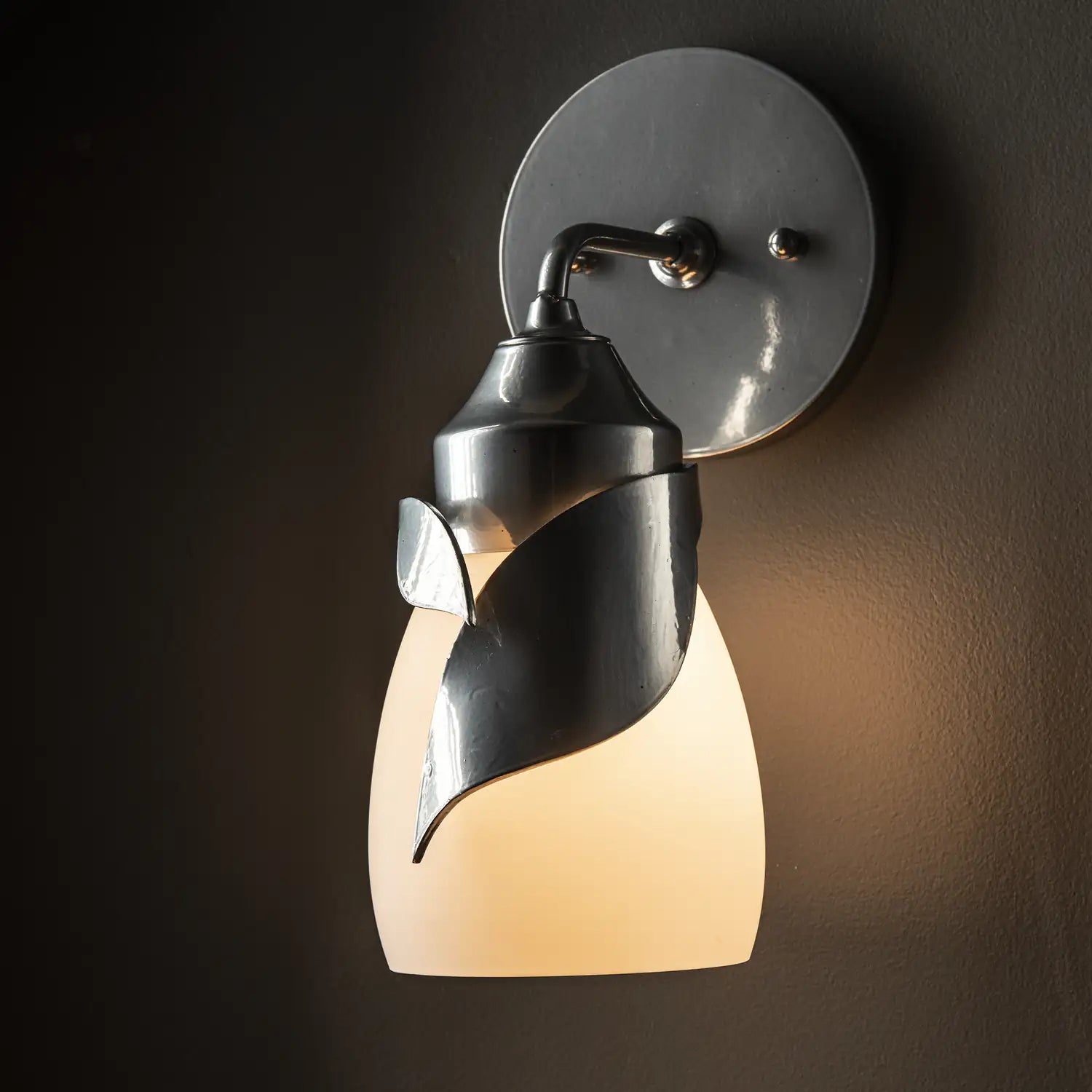 HUBBARDTON FORGE, LAPAS BATH SCONCE, WALL SCONCES