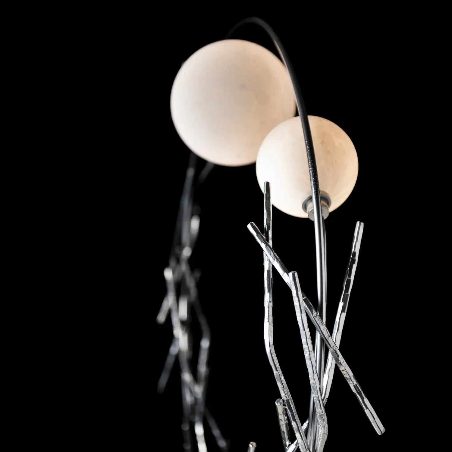 HUBBARDTON FORGE, BRINDILLE RING LAMP, DESK LAMPS