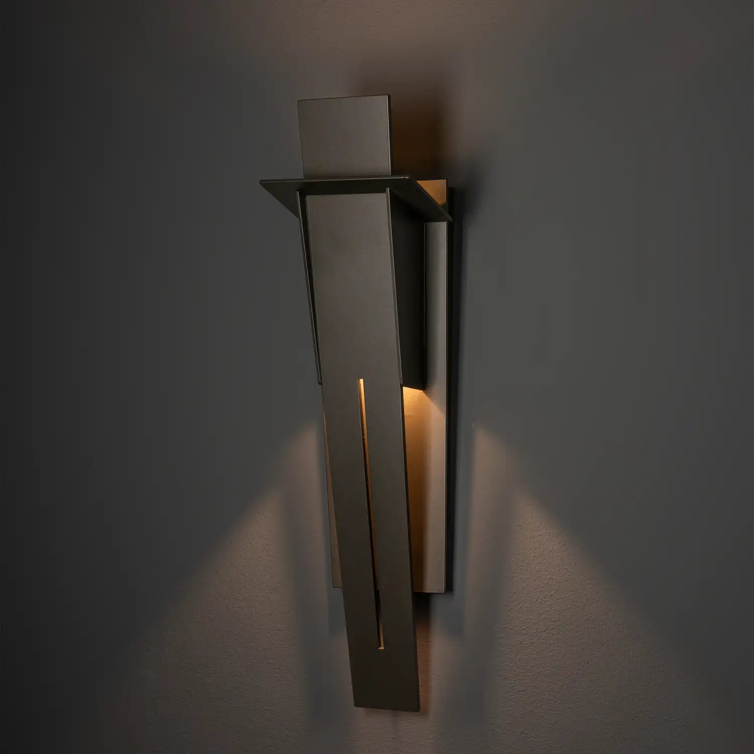 Hubbardton Forge, Linea Outdoor Sconce, OUTDOOR WALL LIGHTS