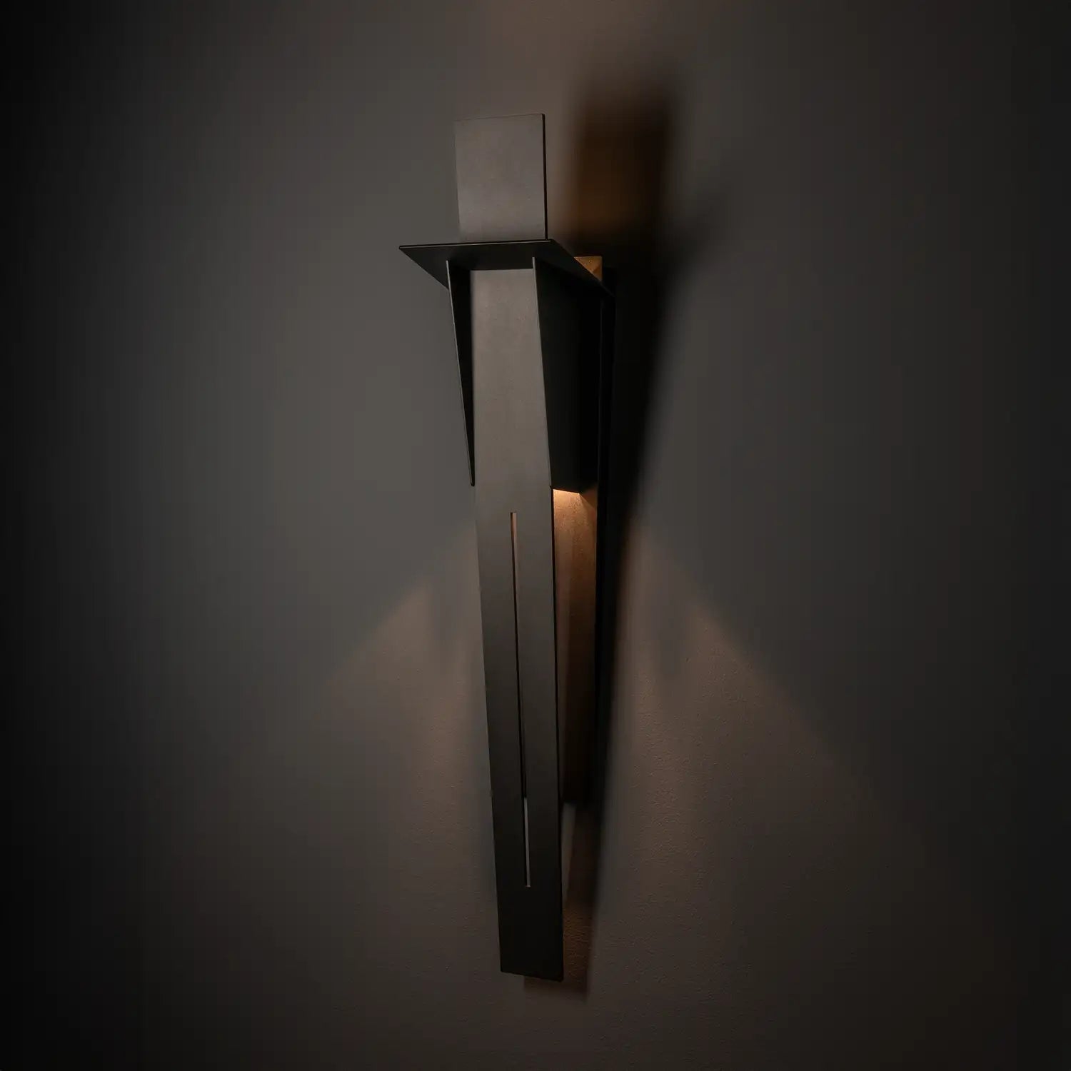 Hubbardton Forge, Linea Outdoor Sconce, OUTDOOR WALL LIGHTS