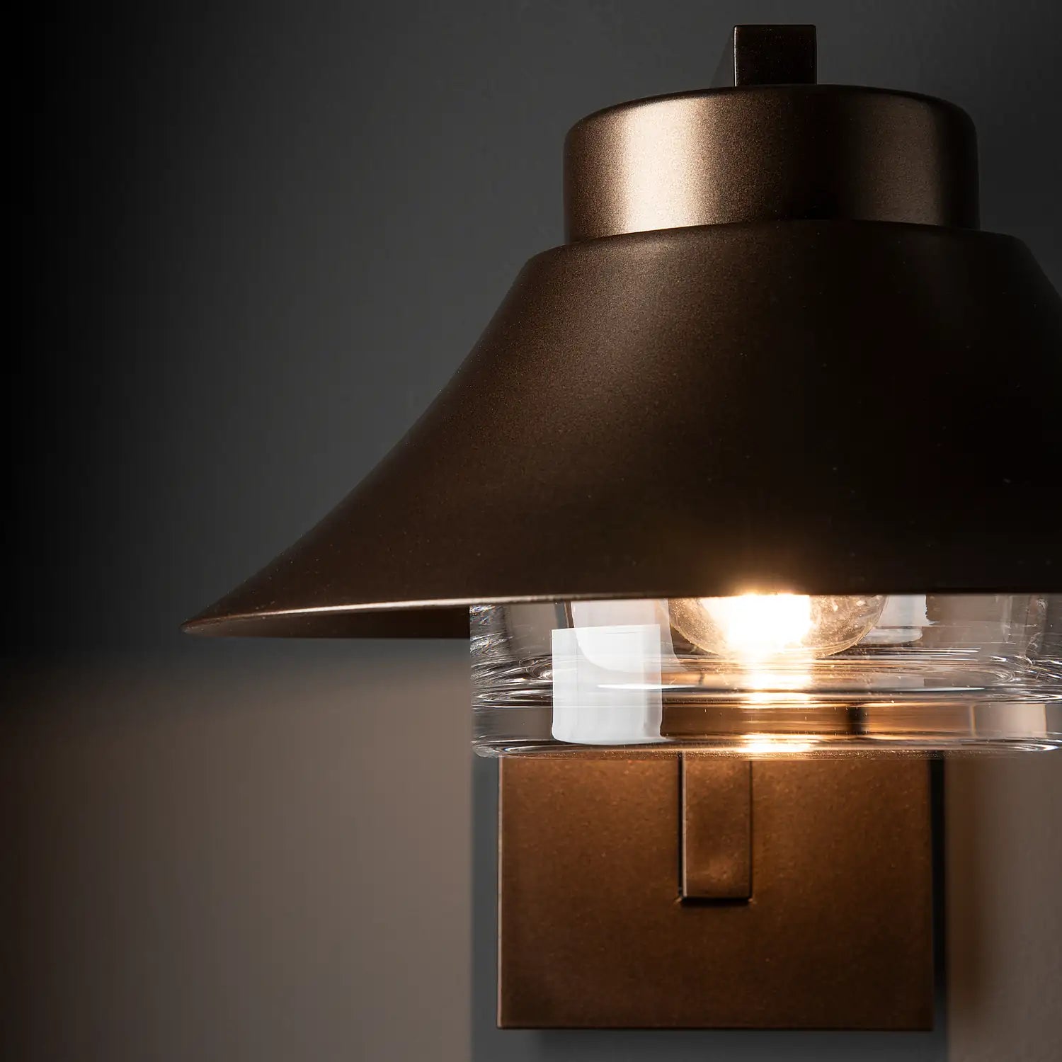 HUBBARDTON FORGE STOWE OUTDOOR SCONCE - Wall