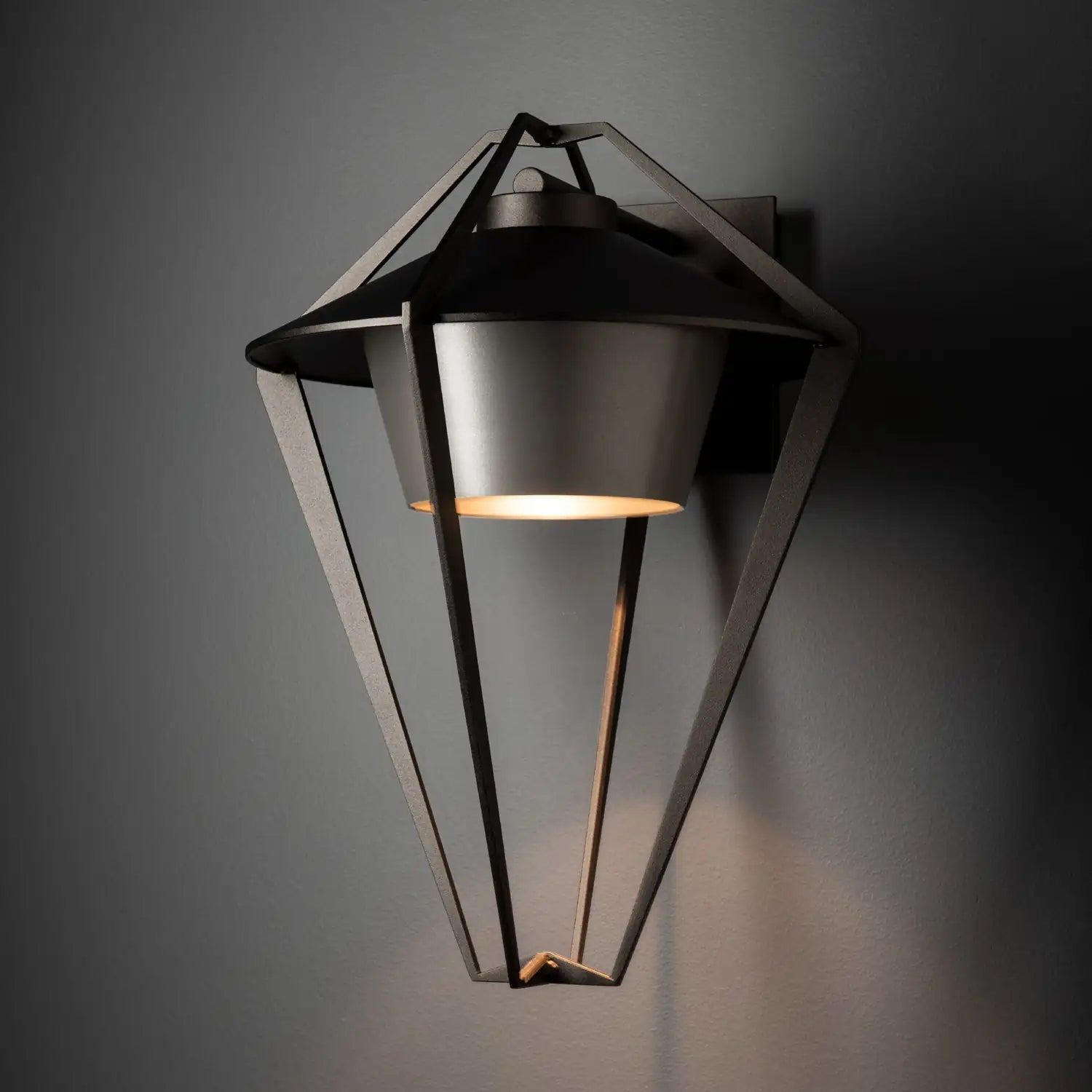 Hubbardton Forge, Stellar Sky Friendly Outdoor Sconce, OUTDOOR WALL LIGHTS