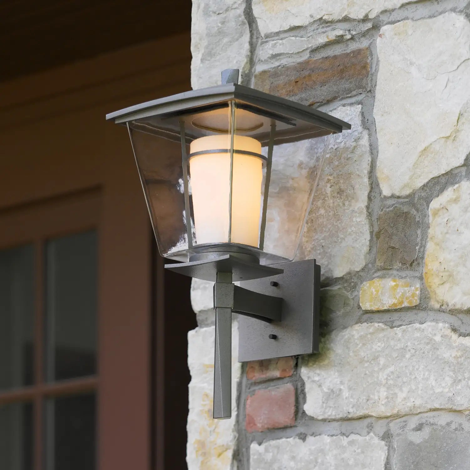 Hubbardton Forge, Beacon Hall Outdoor Sconce, OUTDOOR WALL LIGHTS