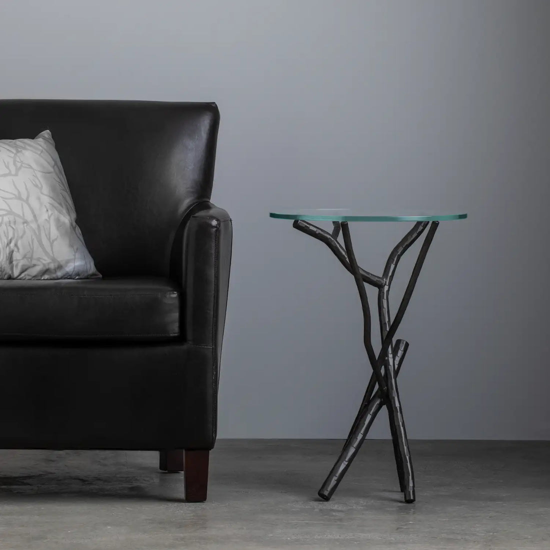 HUBBARDTON FORGE BRINDILLE ACCENT TABLE - Decorative Accents