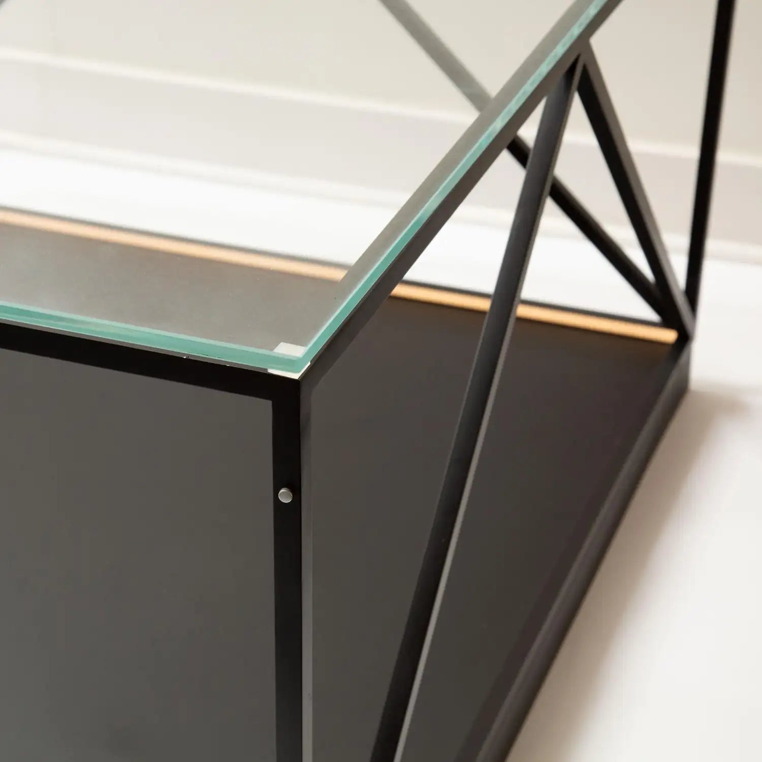 ARTCRAFT TAVOLA FURNITURE
