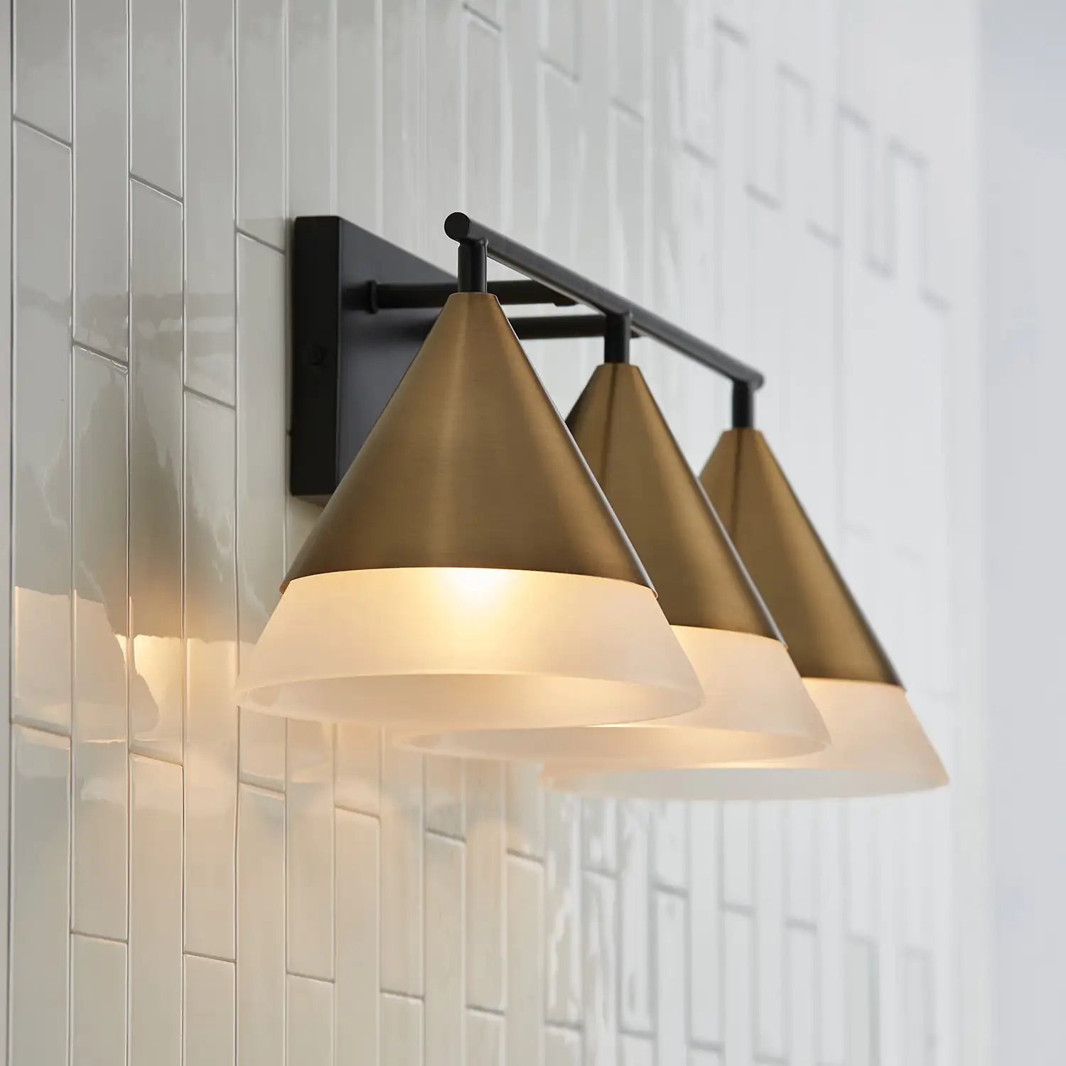 CAPITAL LIGHTING, AVANT VANITY, VANITY LIGHT