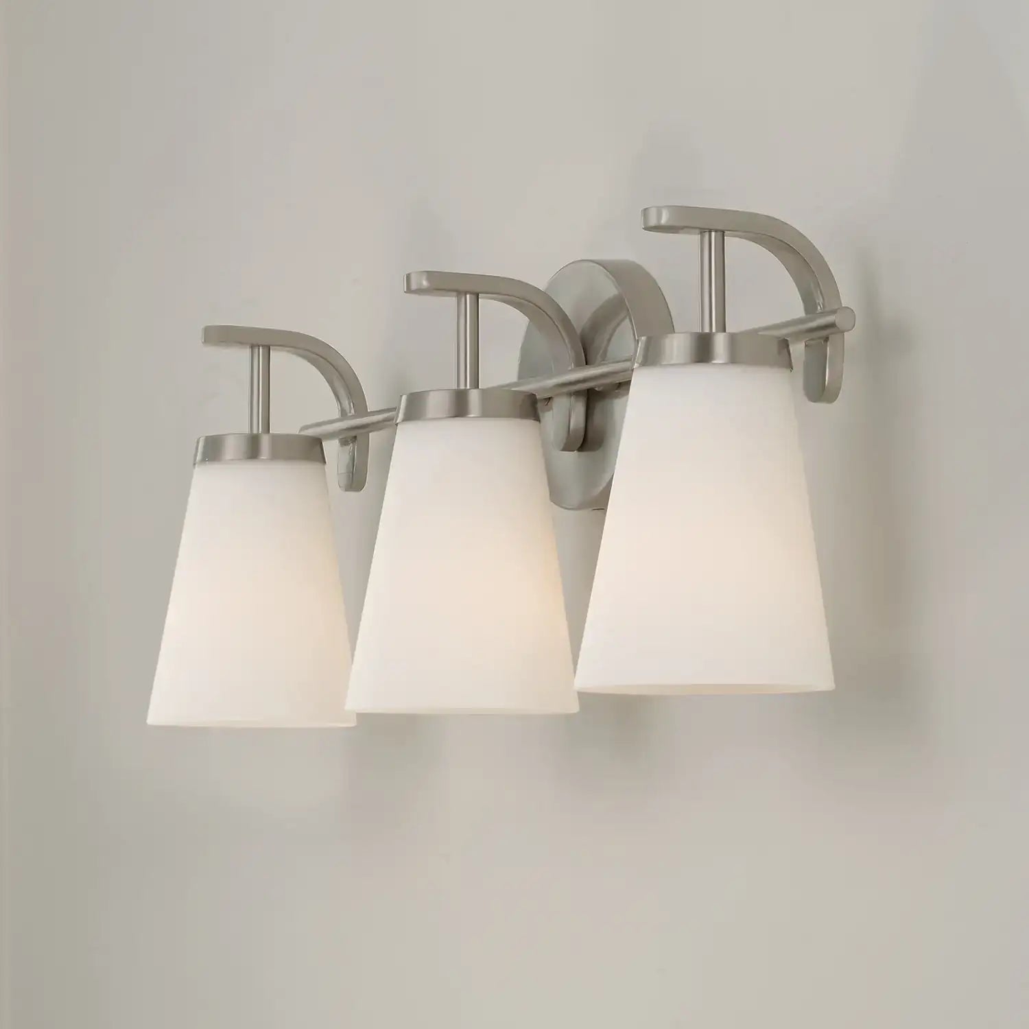 CAPITAL LIGHTING, DRAKE VANITY, VANITY LIGHT