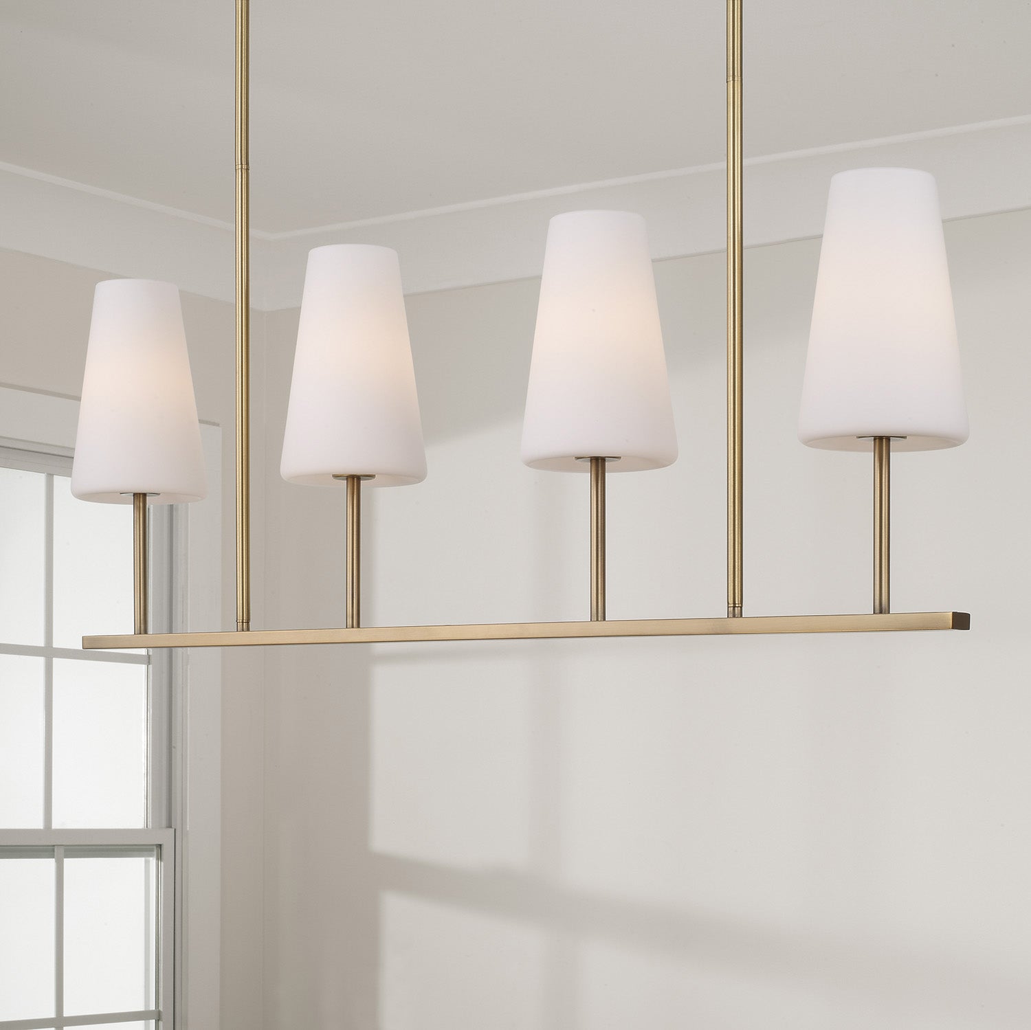 CAPITAL LIGHTING, AVERITT ISLAND, LINEAR LIGHT FIXTURE