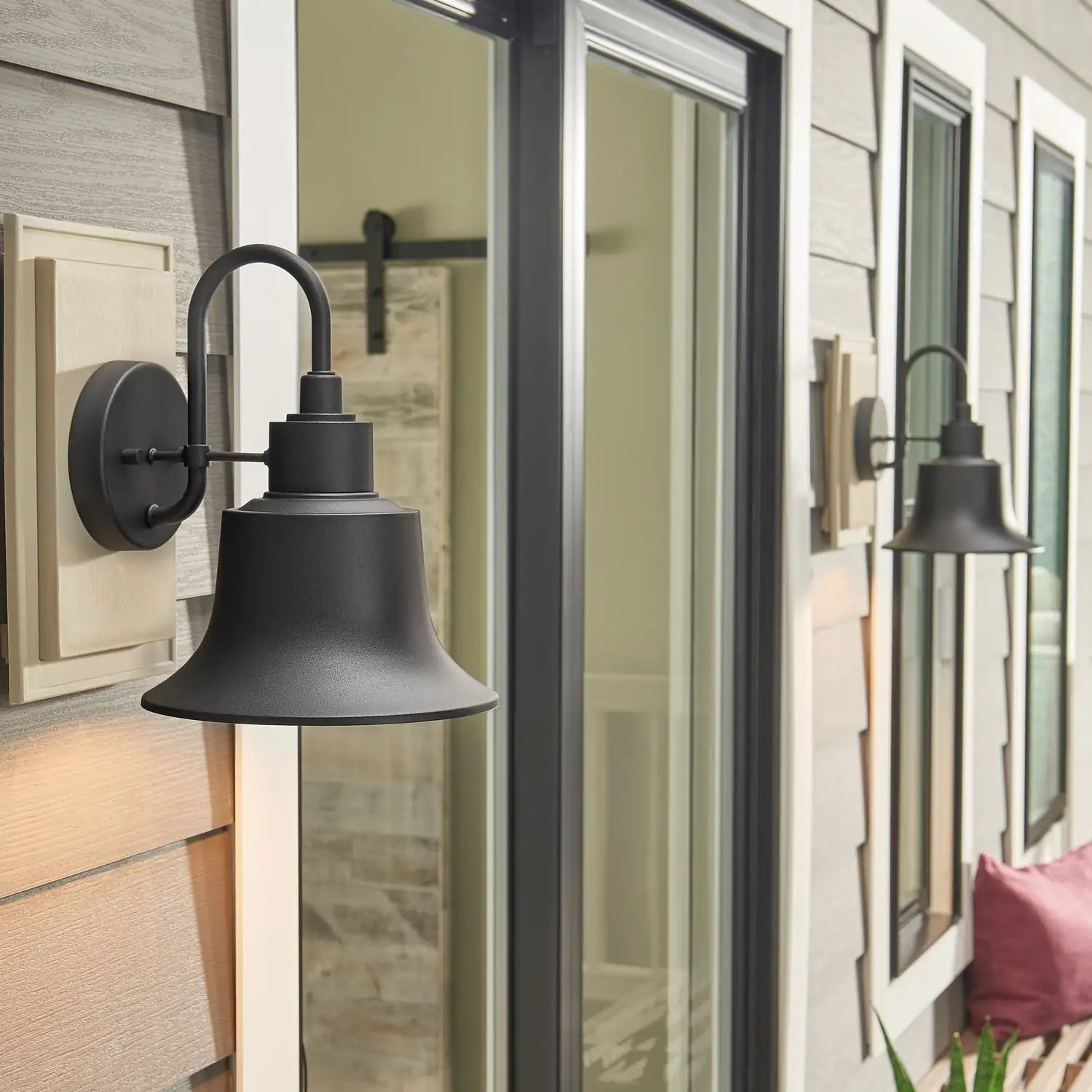 CAPITAL LIGHTING, BROCK OUTDOOR WALL-LANTERN, OUTDOOR WALL LIGHTS