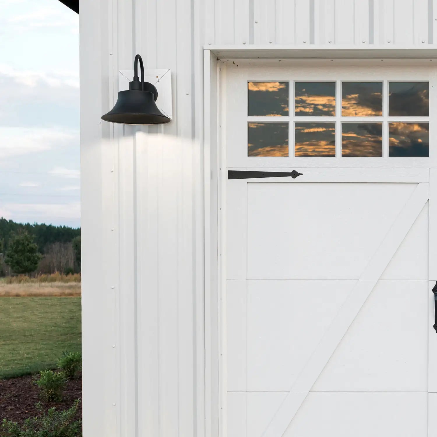 CAPITAL LIGHTING, BROCK OUTDOOR WALL-LANTERN, OUTDOOR WALL LIGHTS