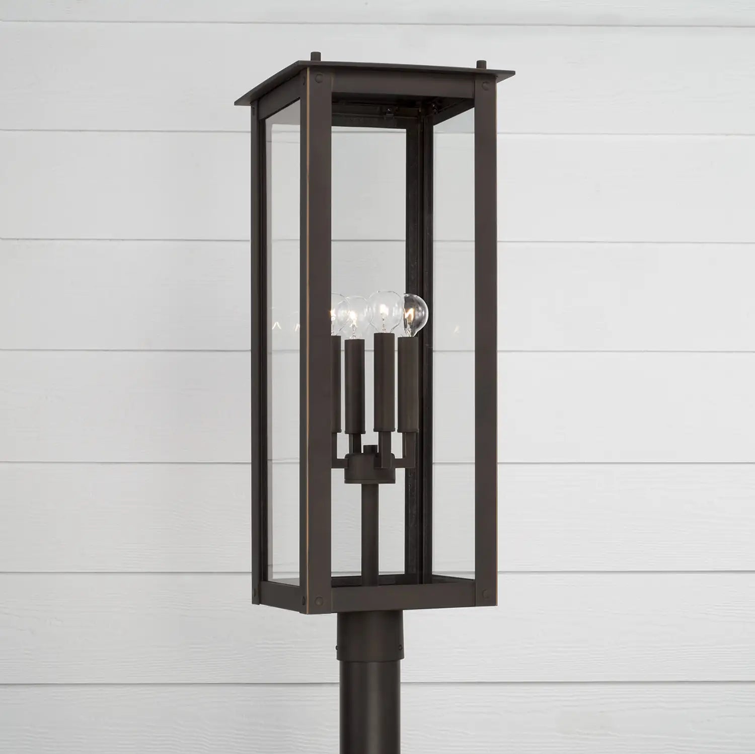 CAPITAL LIGHTING HUNT OUTDOOR POST-LANTERN - Post