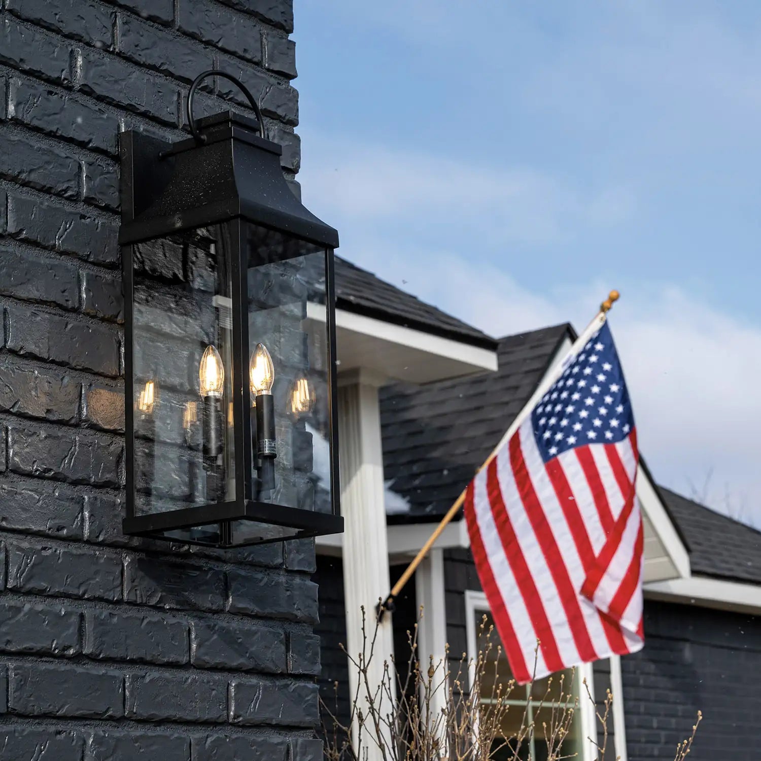 CAPITAL LIGHTING, BRADFORD OUTDOOR WALL-LANTERN, OUTDOOR WALL LIGHTS