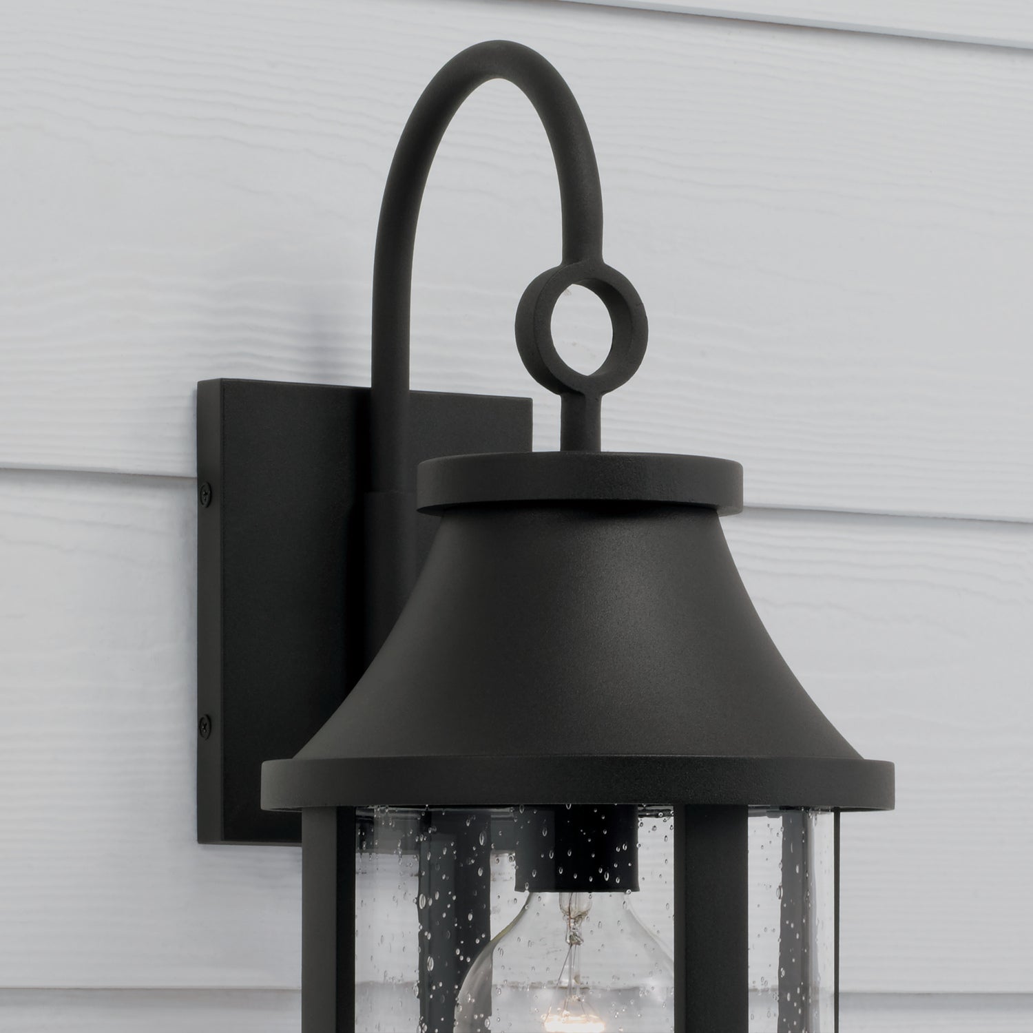 CAPITAL LIGHTING BRIDGER OUTDOOR WALL-LANTERN