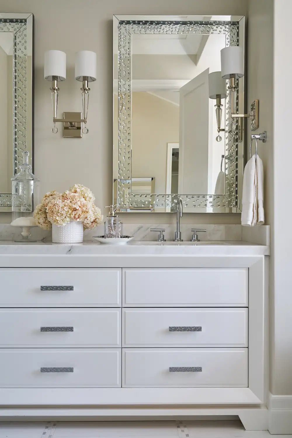 CRYSTORAMA, PAXTON SCONCE, WALL SCONCES