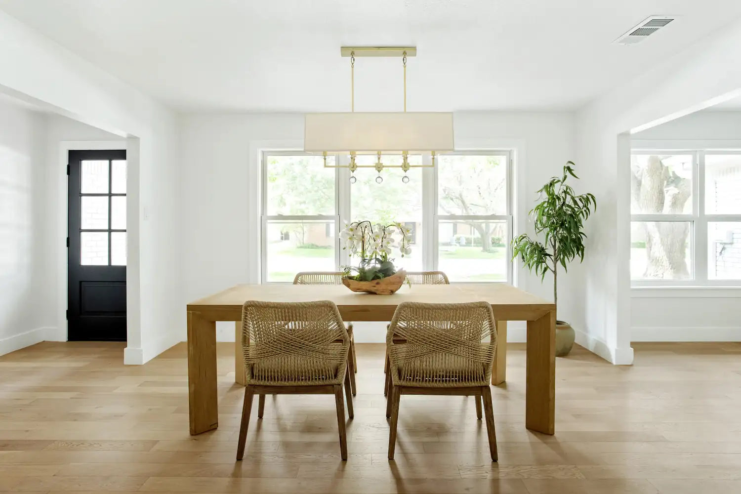 CRYSTORAMA, PAXTON LINEAR CHANDELIER, CHANDELIER LIGHT