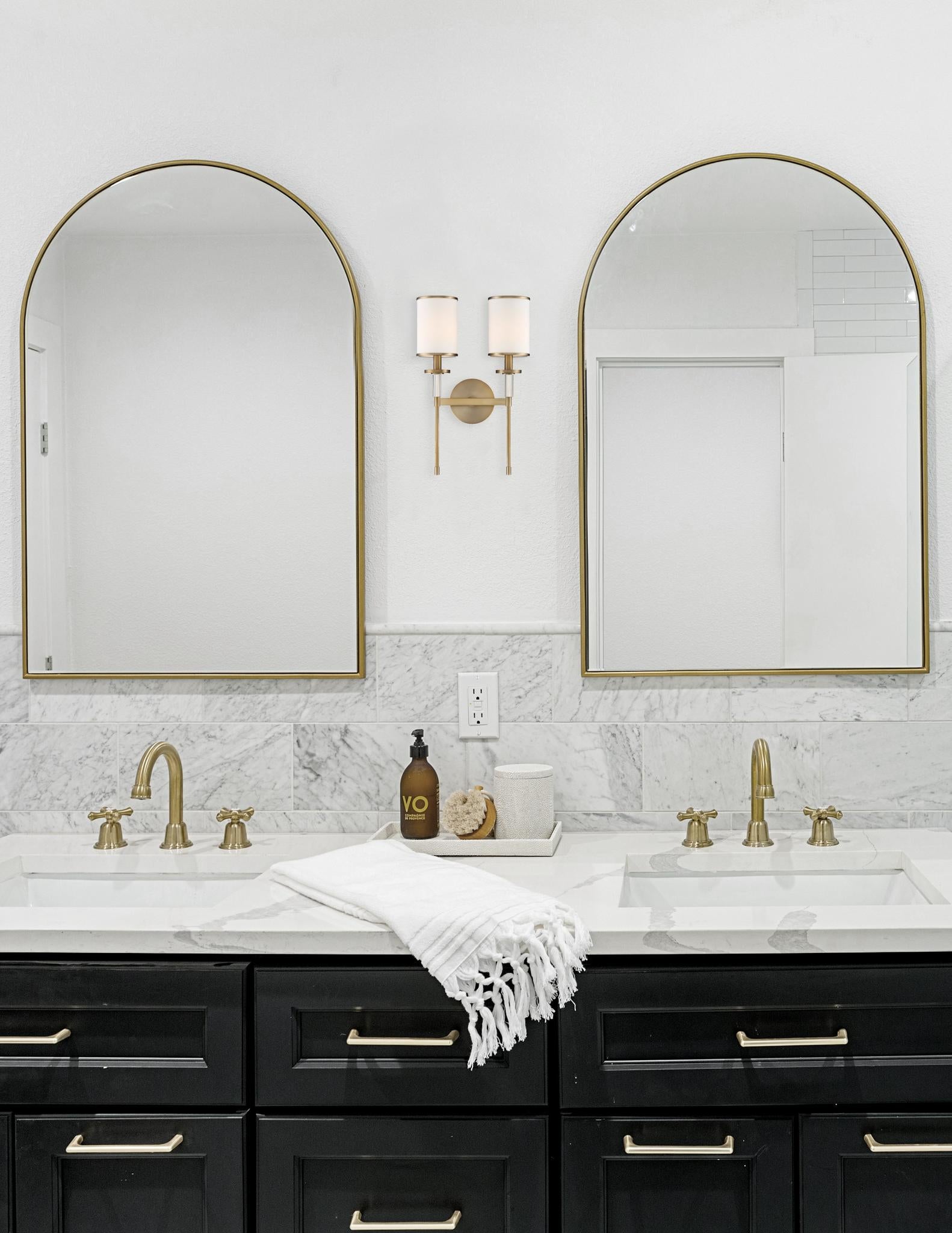 CRYSTORAMA INC. HAT-472-VG 63330a38-6e7d-4436-bf5b-624a278189f1