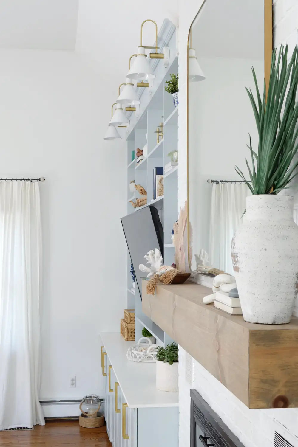 CRYSTORAMA, MEDFORD TASK SCONCE, WALL SCONCES