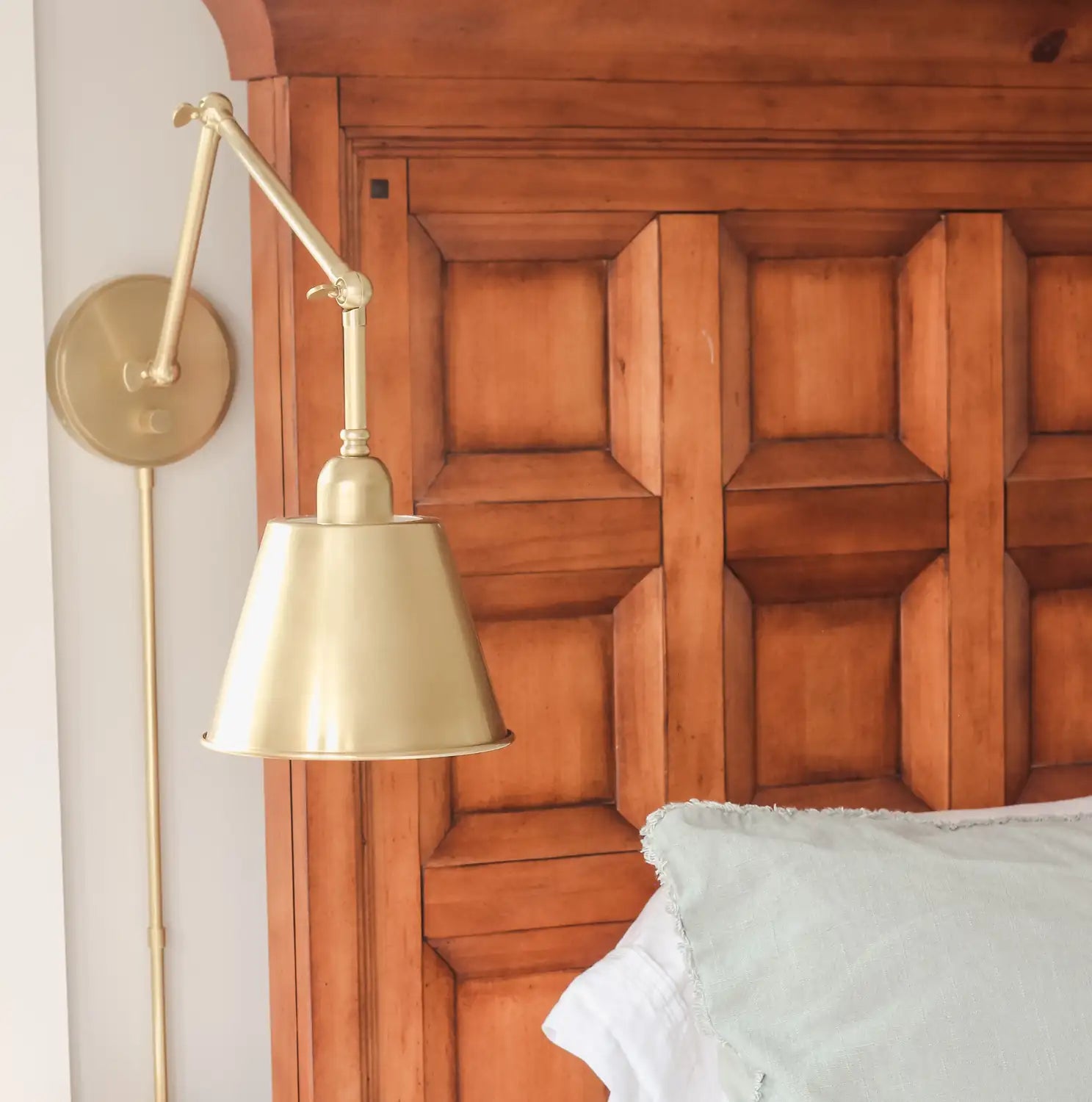 CRYSTORAMA, MITCHELL TASK SCONCE, WALL SCONCES