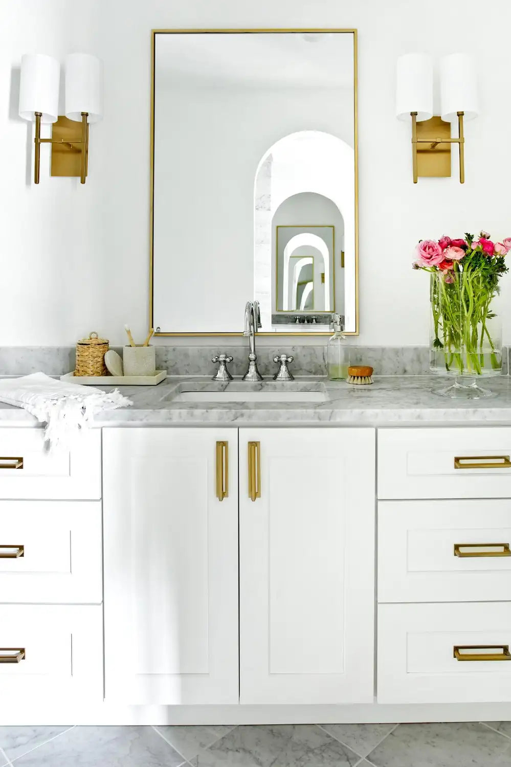 CRYSTORAMA, VERONICA SCONCE, WALL SCONCES