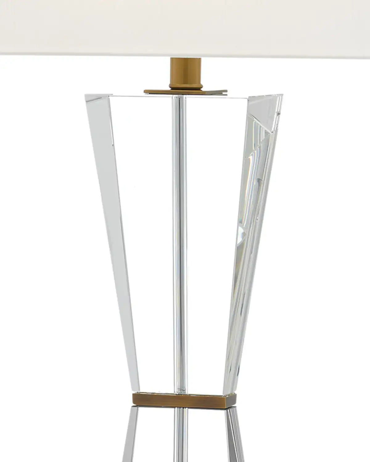 CURREY & COMPANY LAELIA CLEAR TABLE LAMP - Table