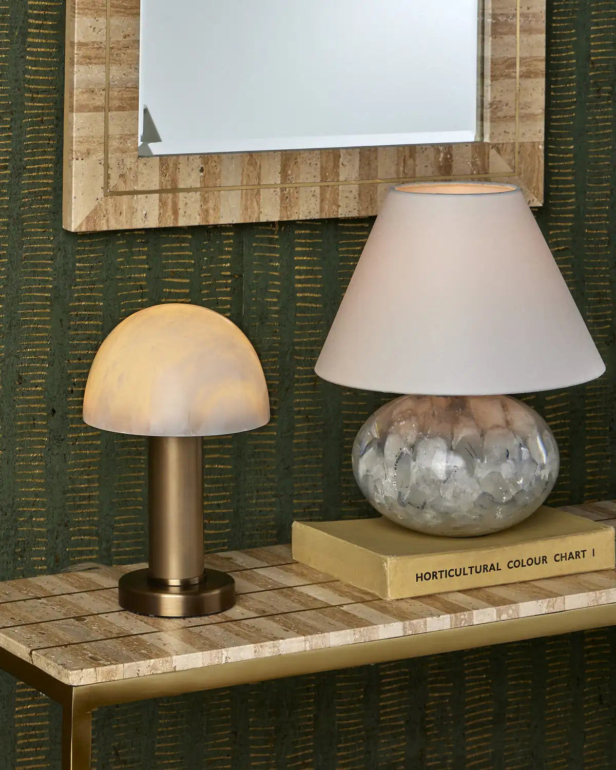 CURREY & COMPANY LA GRAVITE TABLE LAMP - Table