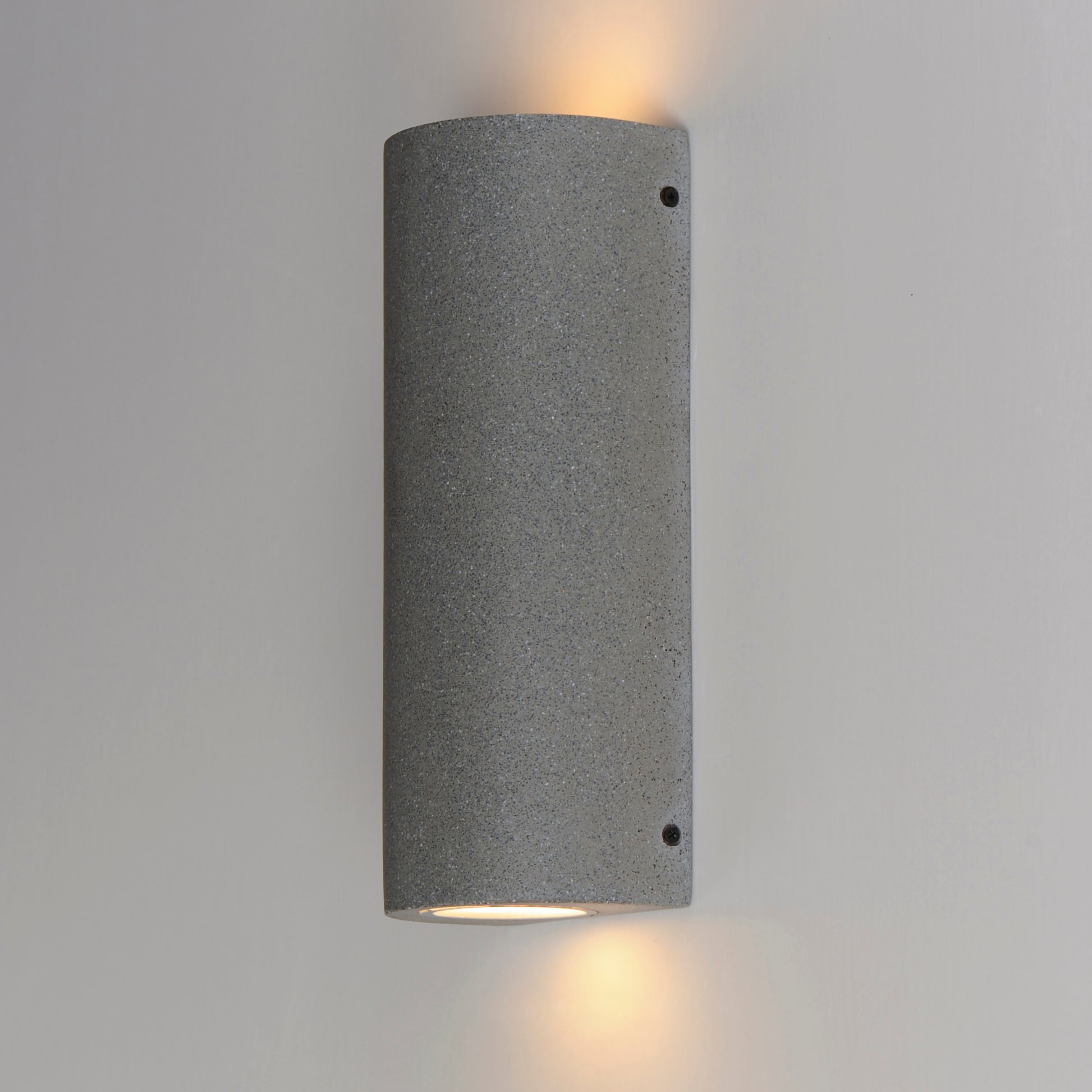ET2, PILAR-OUTDOOR WALL MOUNT, OUTDOOR WALL LIGHTS