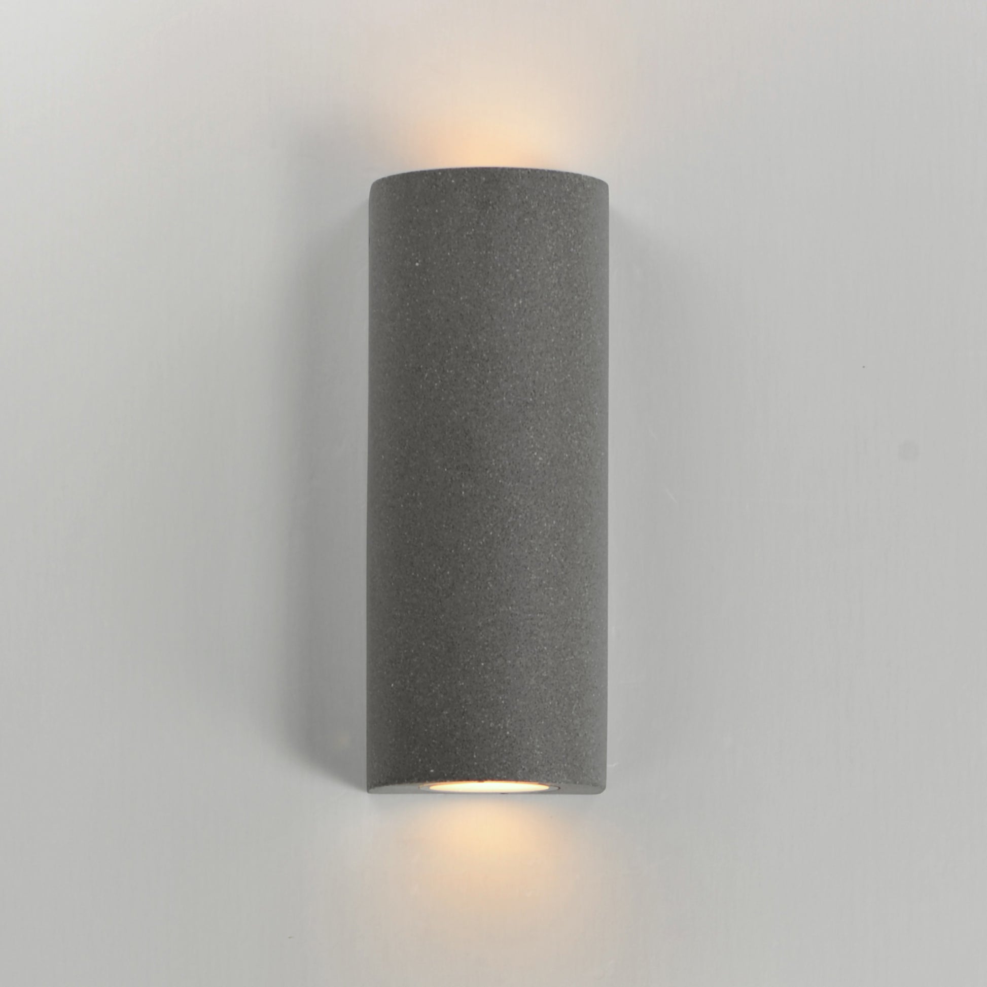 ET2, PILAR-OUTDOOR WALL MOUNT, OUTDOOR WALL LIGHTS