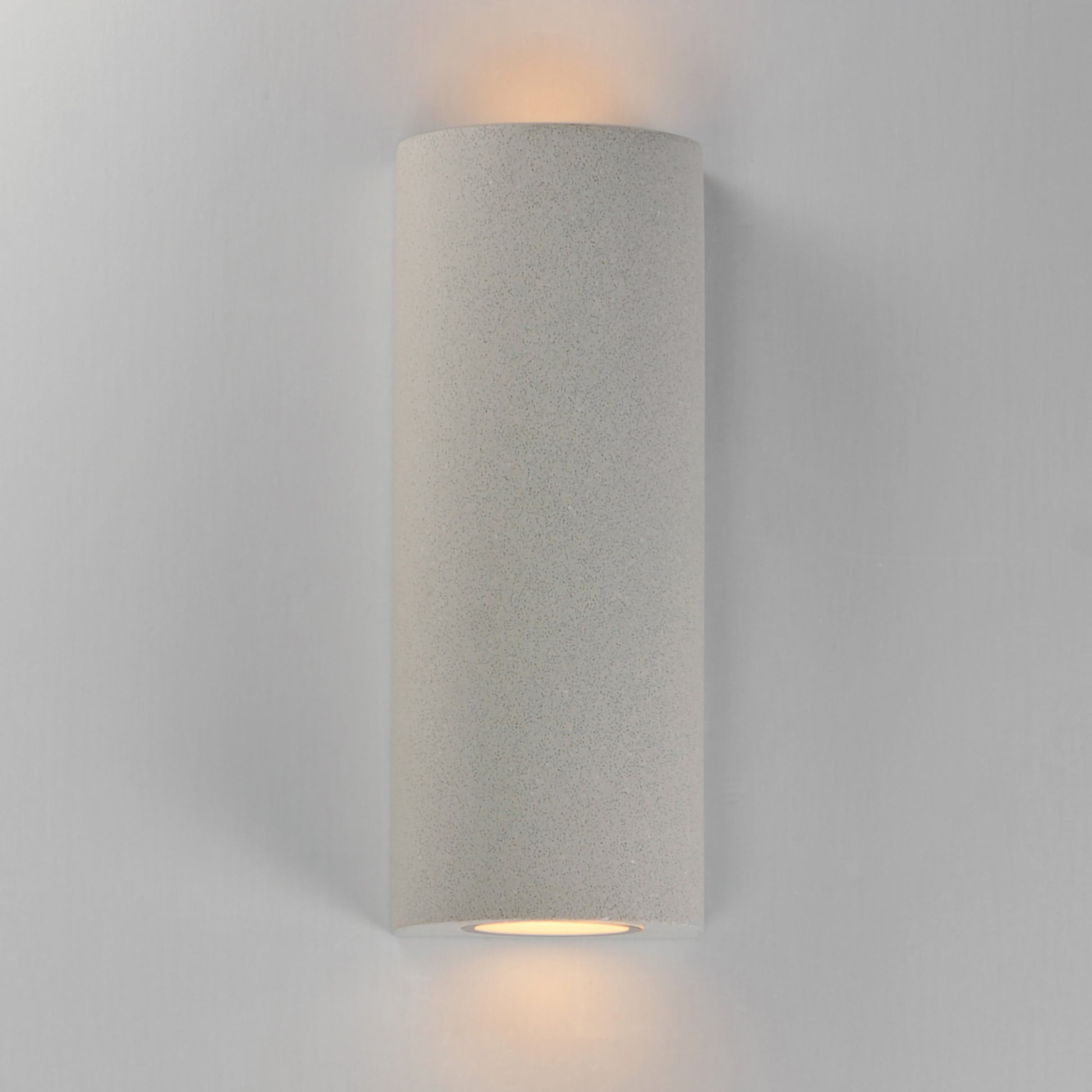 ET2, PILAR-OUTDOOR WALL MOUNT, OUTDOOR WALL LIGHTS