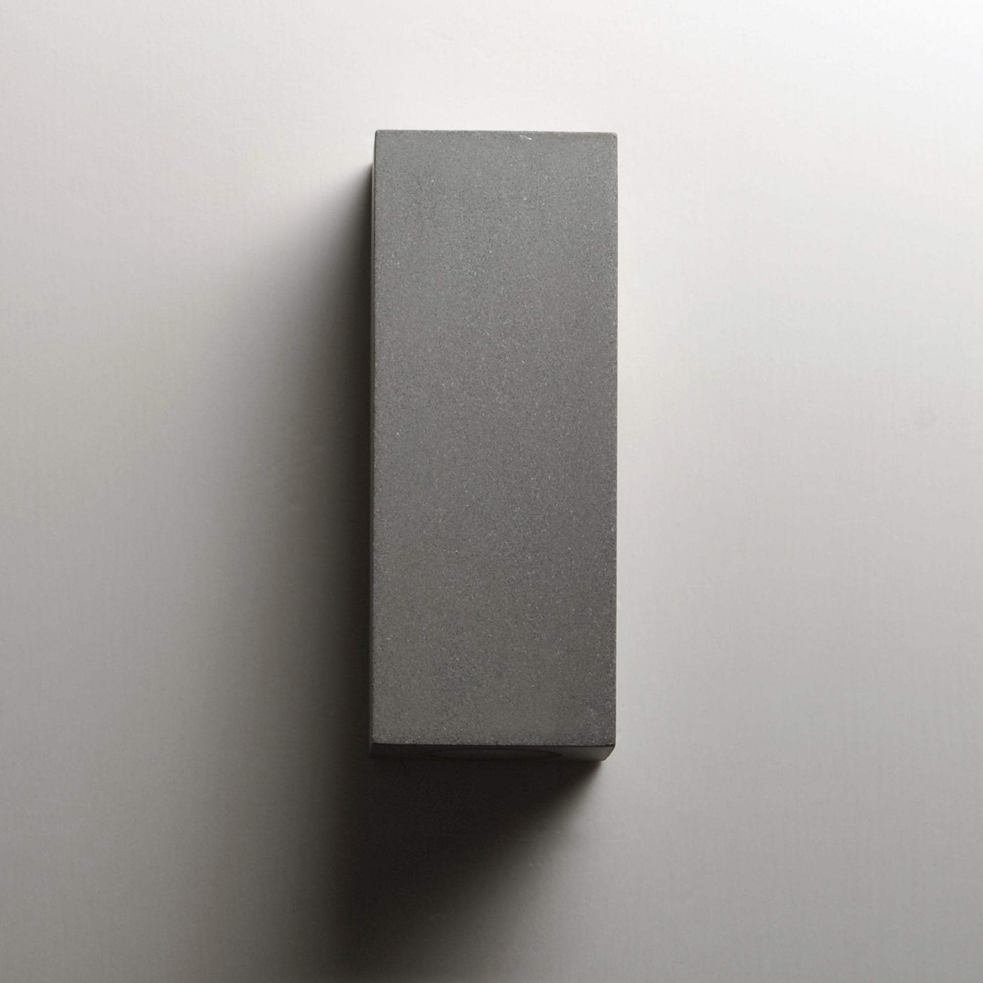 ET2, PILAR-OUTDOOR WALL MOUNT, OUTDOOR WALL LIGHTS