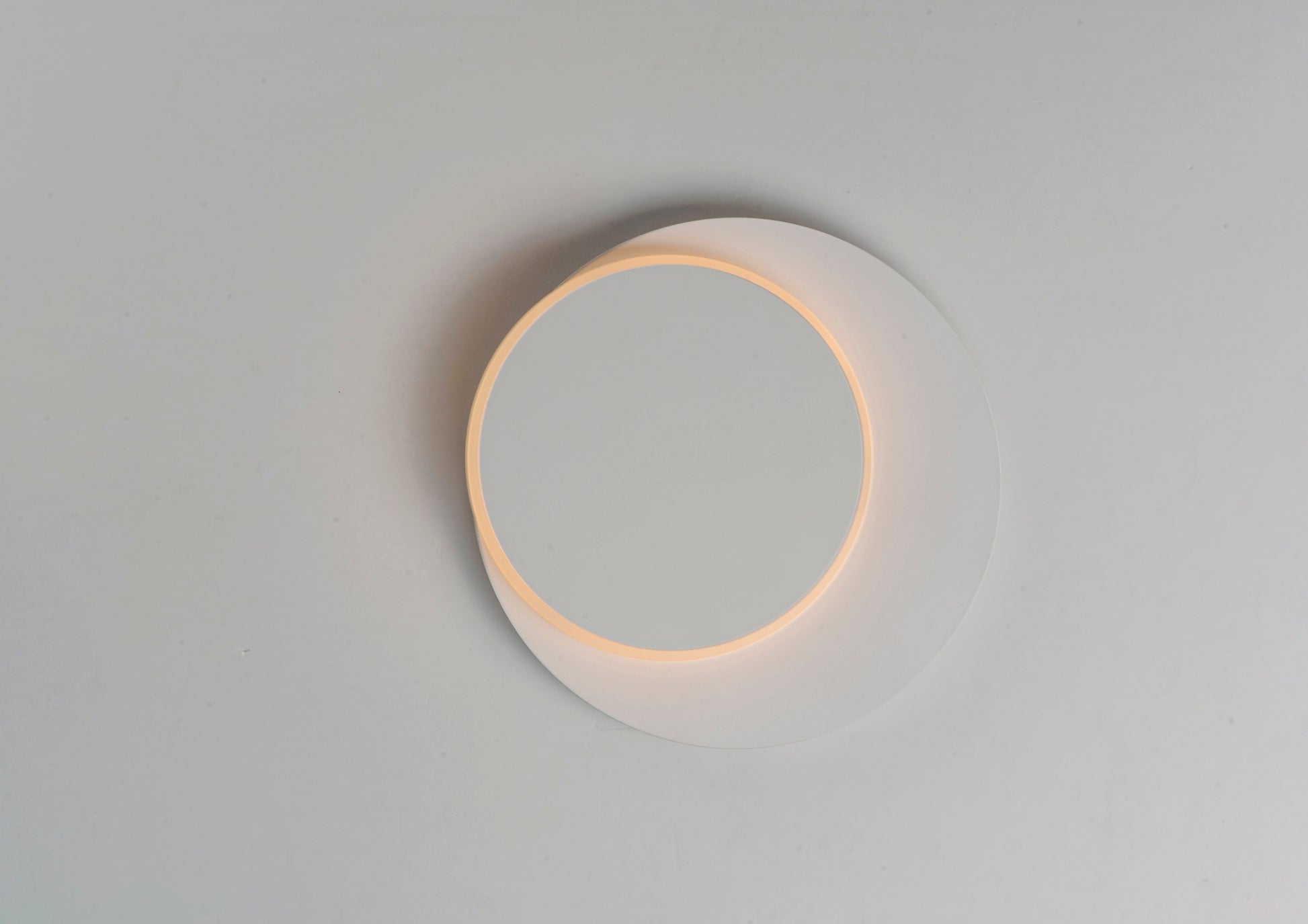 ET2, REVOLVER-BATH VANITY, PENDANT LIGHT