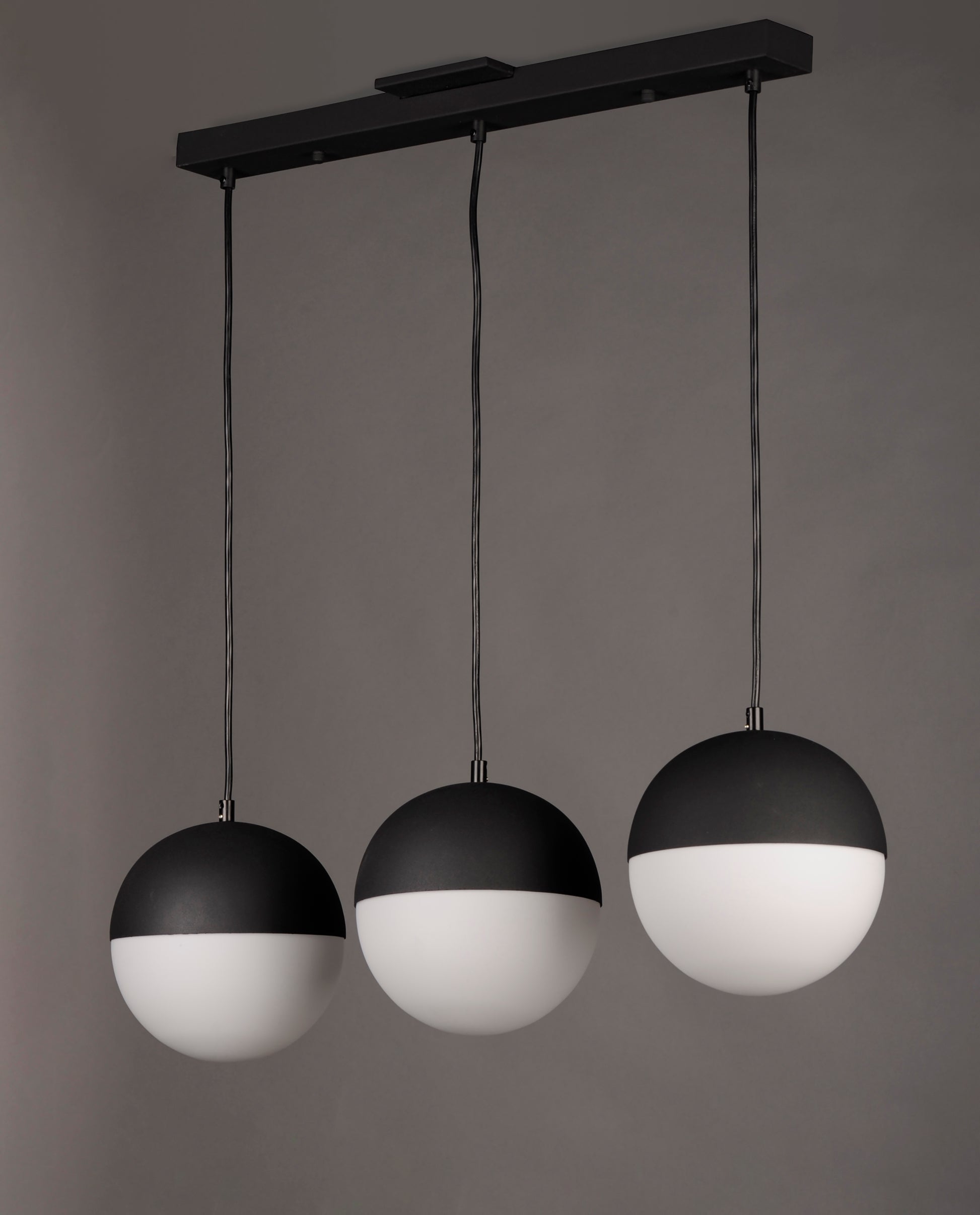 ET2, HALF MOON-LINEAR PENDANT, LINEAR LIGHT