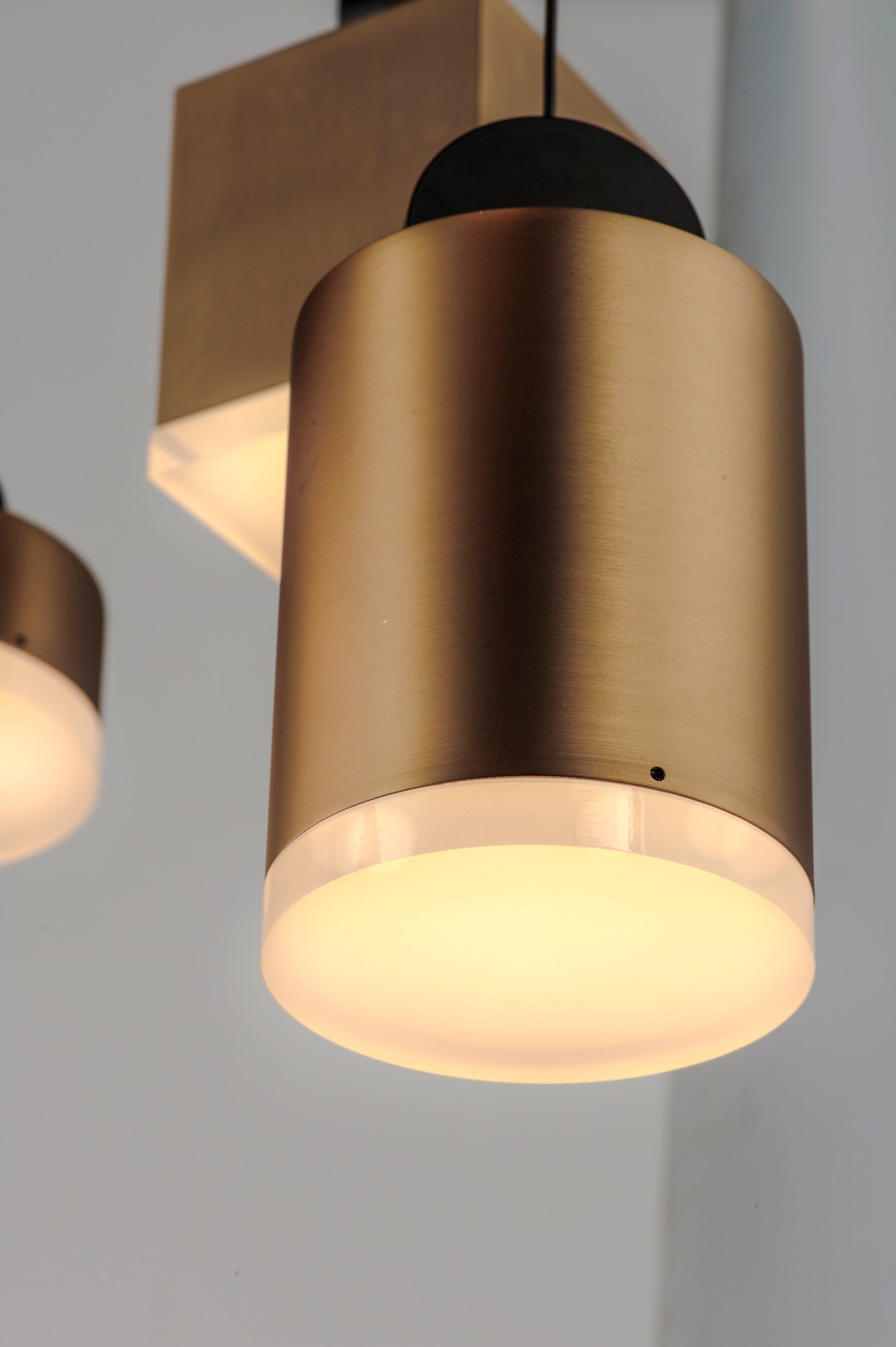 ET2, NOB-MULTI-LIGHT PENDANT, CHANDELIER LIGHT