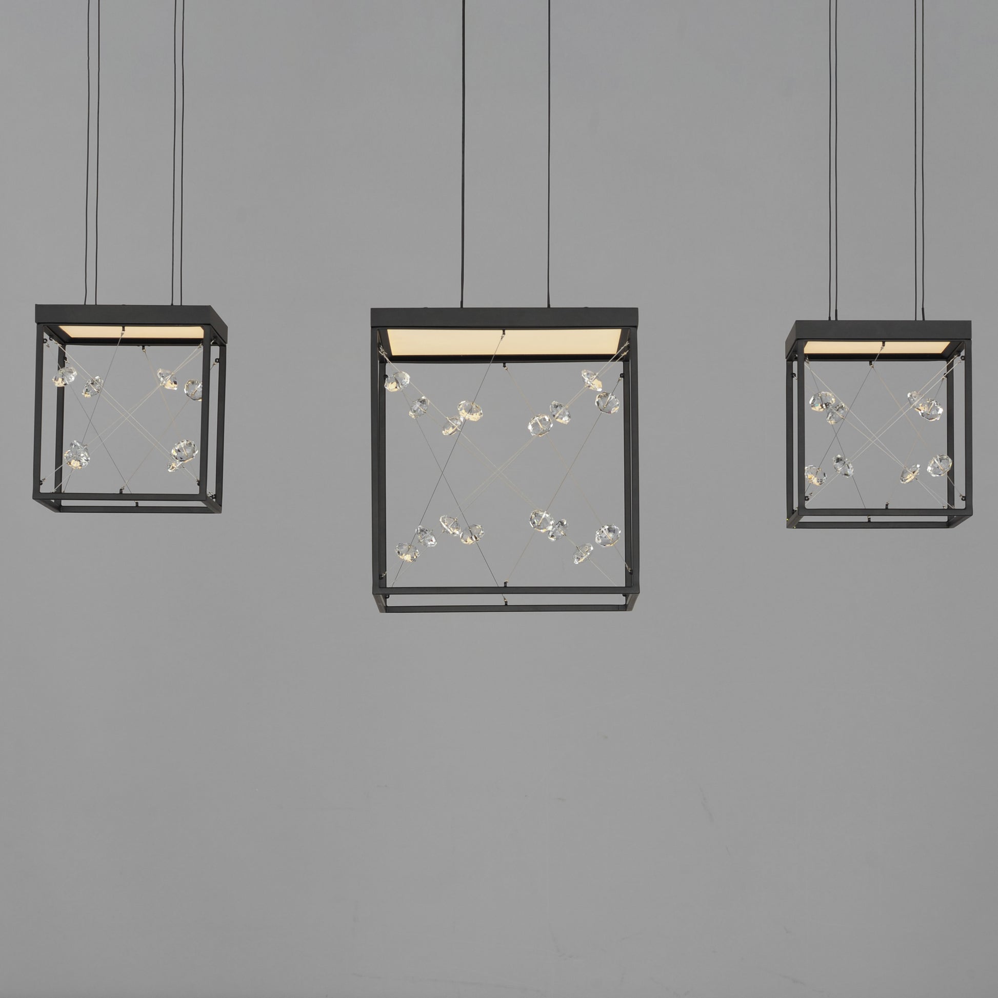 ET2, ENTANGLEMENT-LINEAR PENDANT, LINEAR LIGHT