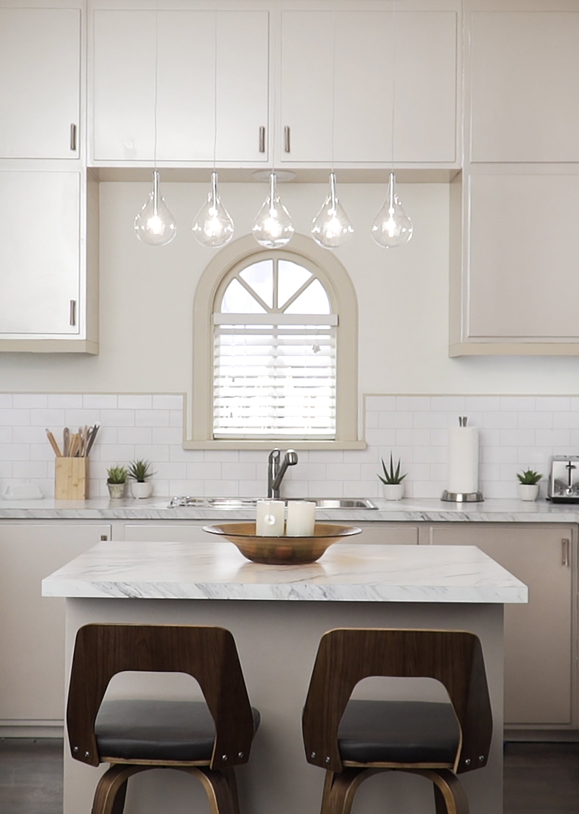 ET2, LARMES-LINEAR PENDANT, PENDANT LIGHT