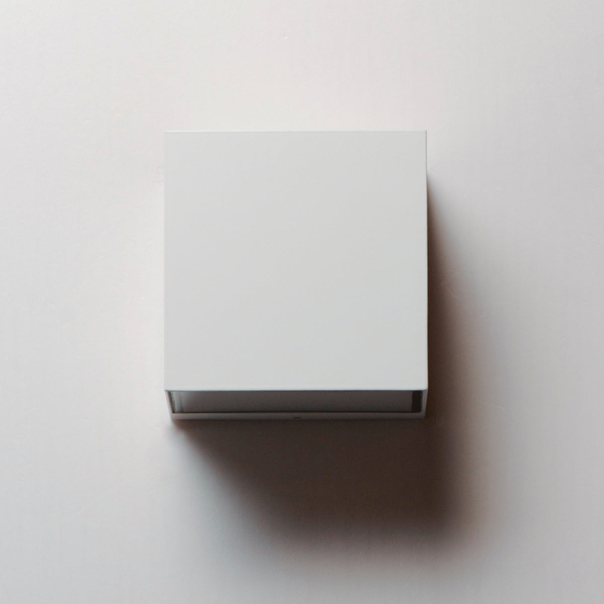 ET2, BLOK-OUTDOOR WALL MOUNT, OUTDOOR WALL LIGHTS