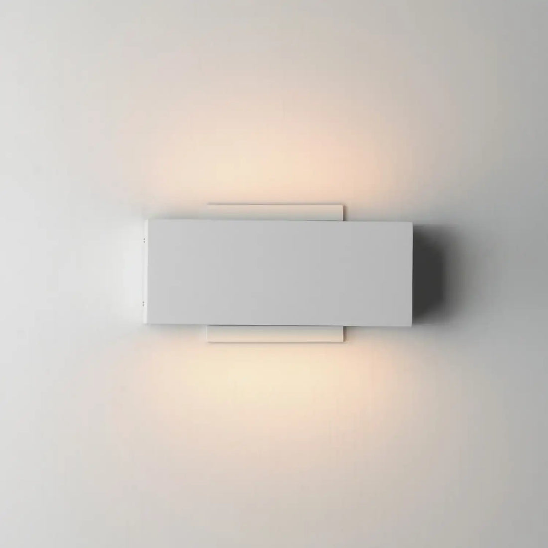 ET2, BLOK-OUTDOOR WALL MOUNT, OUTDOOR WALL LIGHTS
