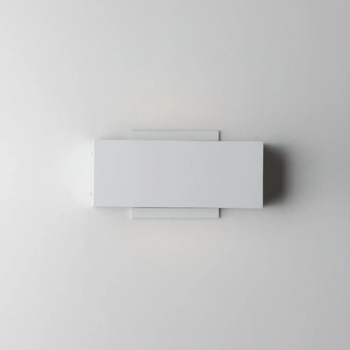 ET2, BLOK-OUTDOOR WALL MOUNT, OUTDOOR WALL LIGHTS