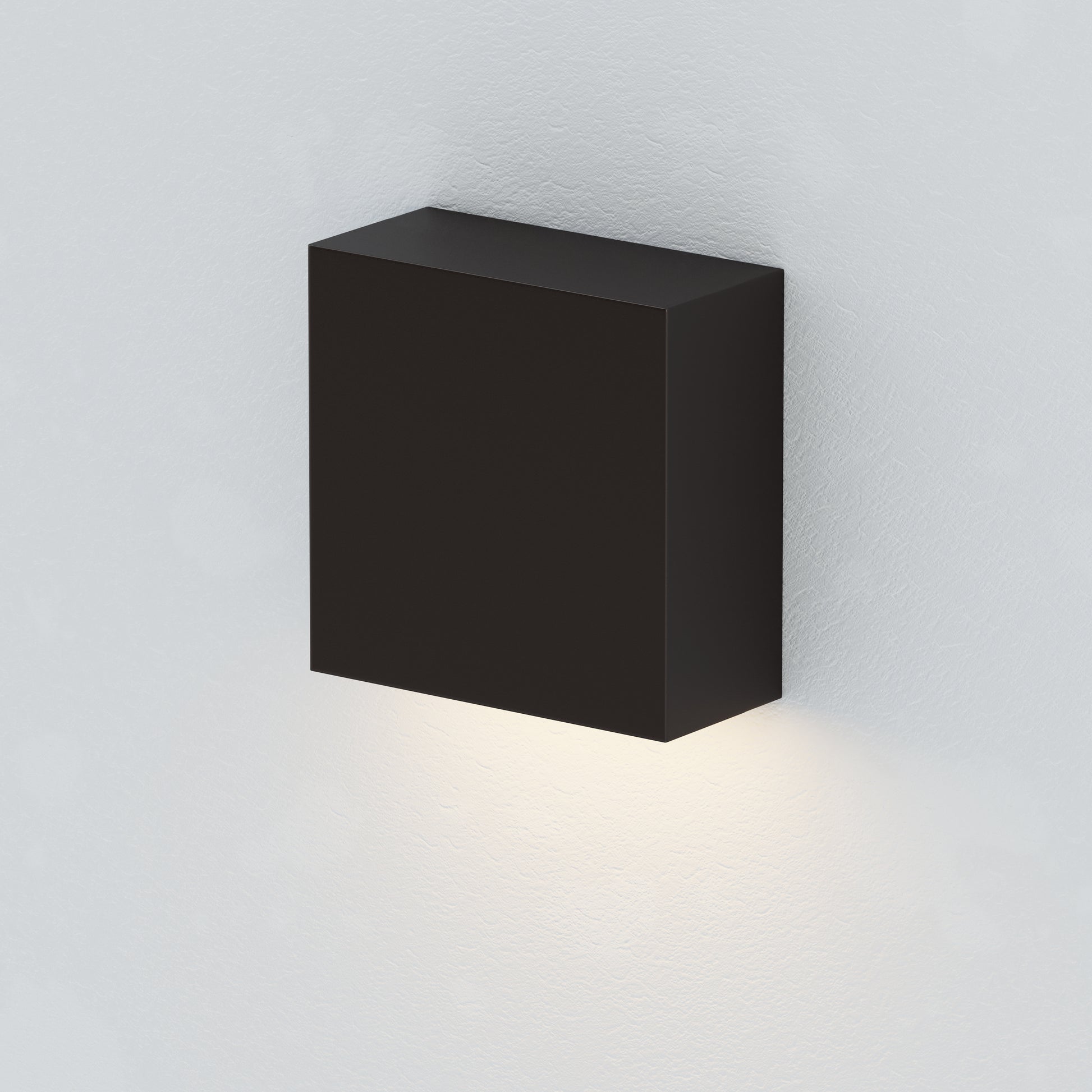 ET2, CUBED-OUTDOOR WALL MOUNT, OUTDOOR WALL LIGHTS