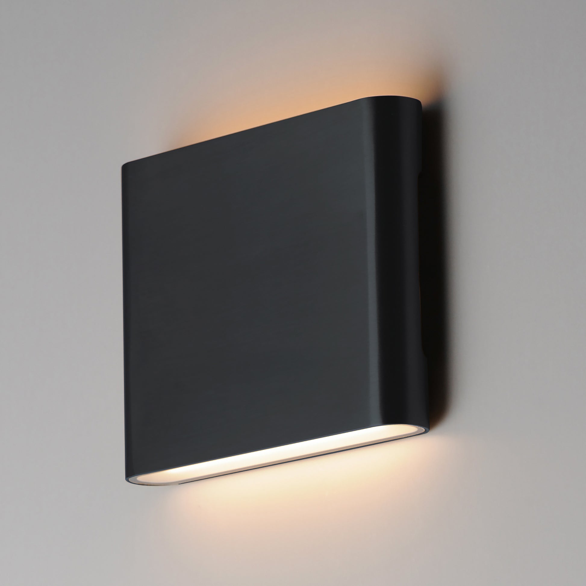 ET2, SPARTAN-WALL SCONCE, OUTDOOR WALL LIGHTS