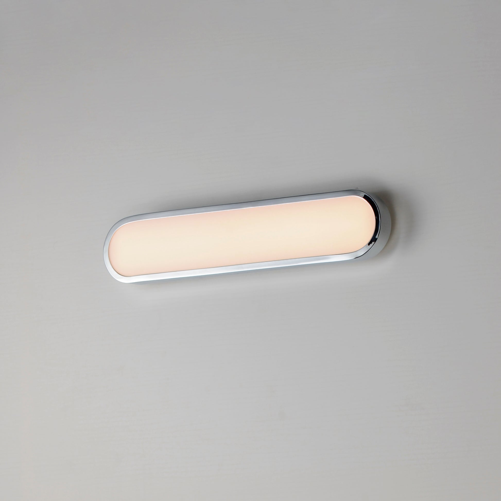 ET2, LATITUDE-BATH VANITY, WALL SCONCES