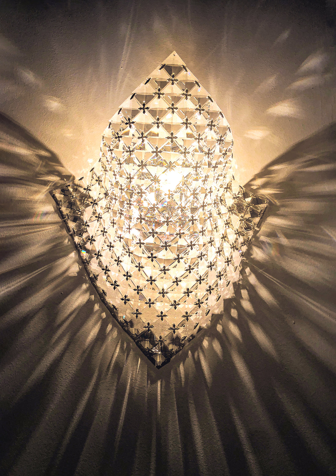 ET2, WAVE-WALL SCONCE, WALL SCONCES