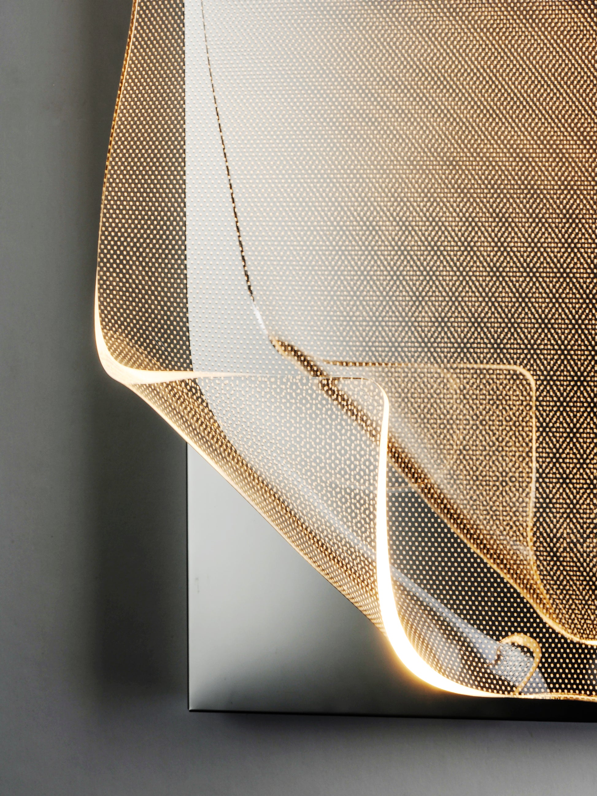 ET2, RINKLE-WALL SCONCE, WALL SCONCES