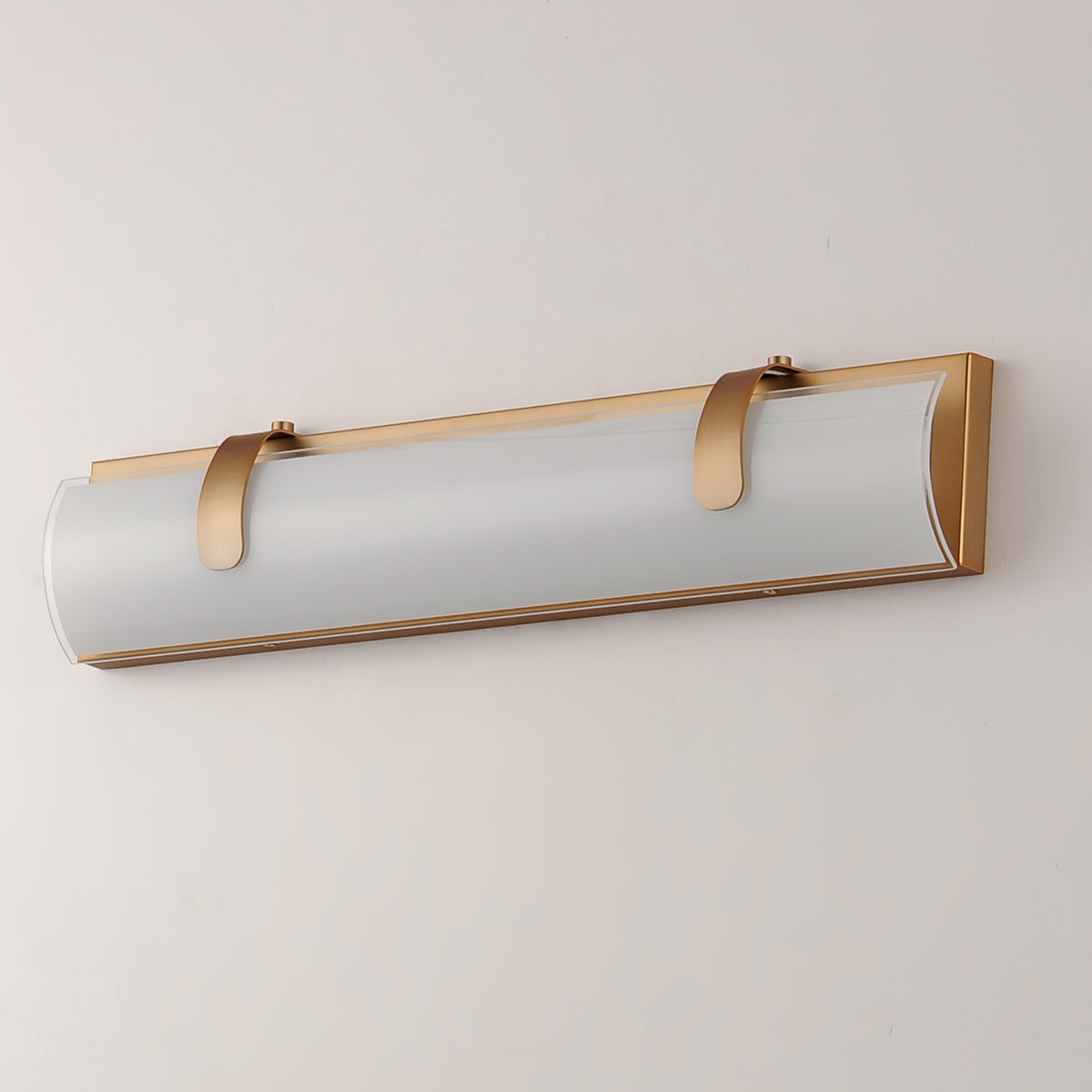 ET2, CLUTCH-BATH VANITY, VANITY LIGHT