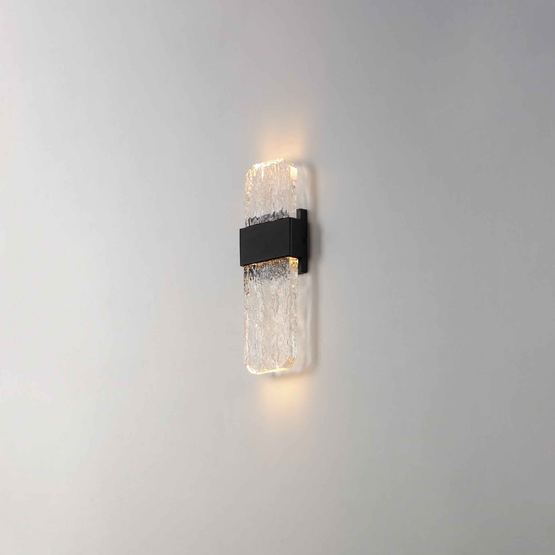 ET2, RUNE-OUTDOOR WALL MOUNT, OUTDOOR WALL LIGHTS