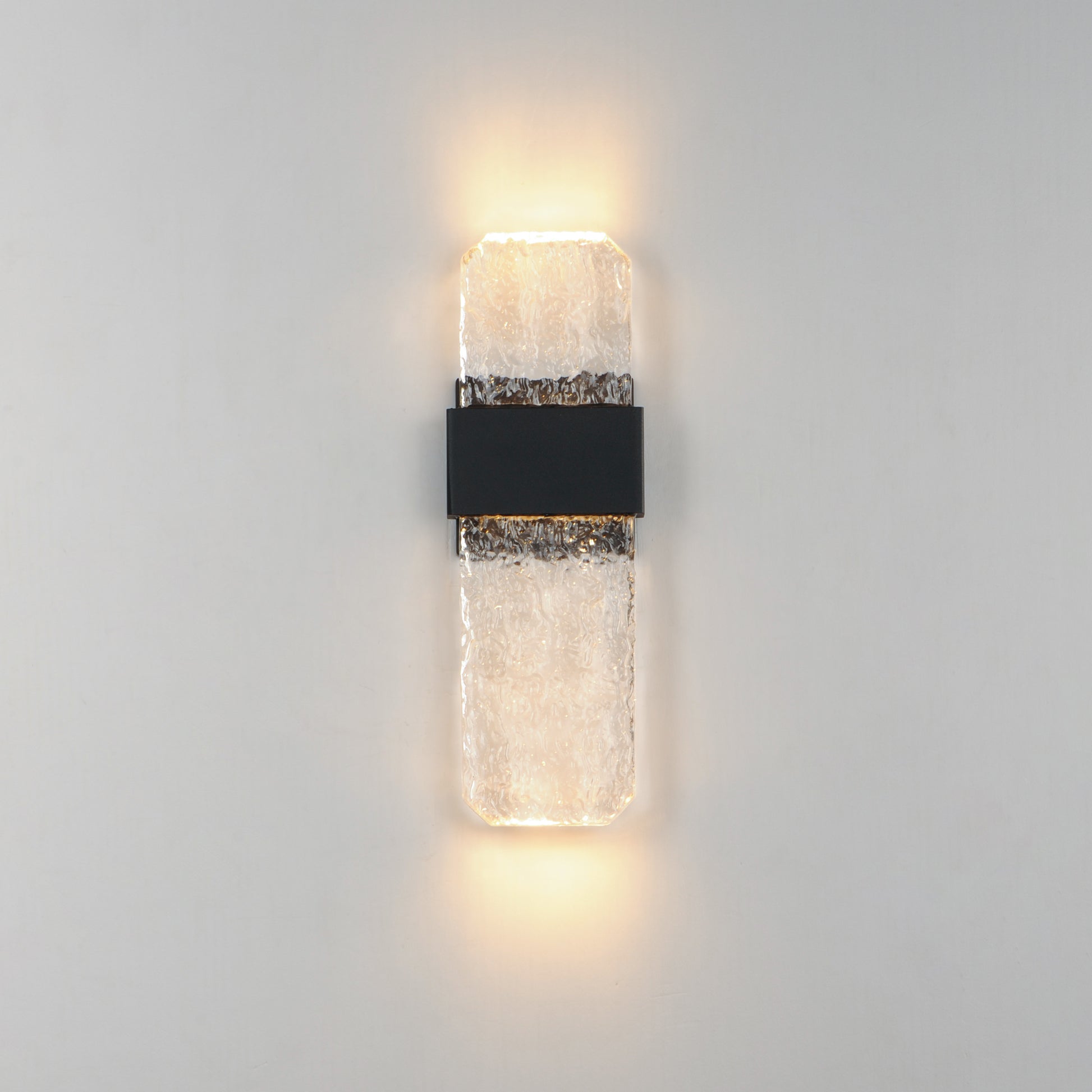 ET2, RUNE-OUTDOOR WALL MOUNT, OUTDOOR WALL LIGHTS