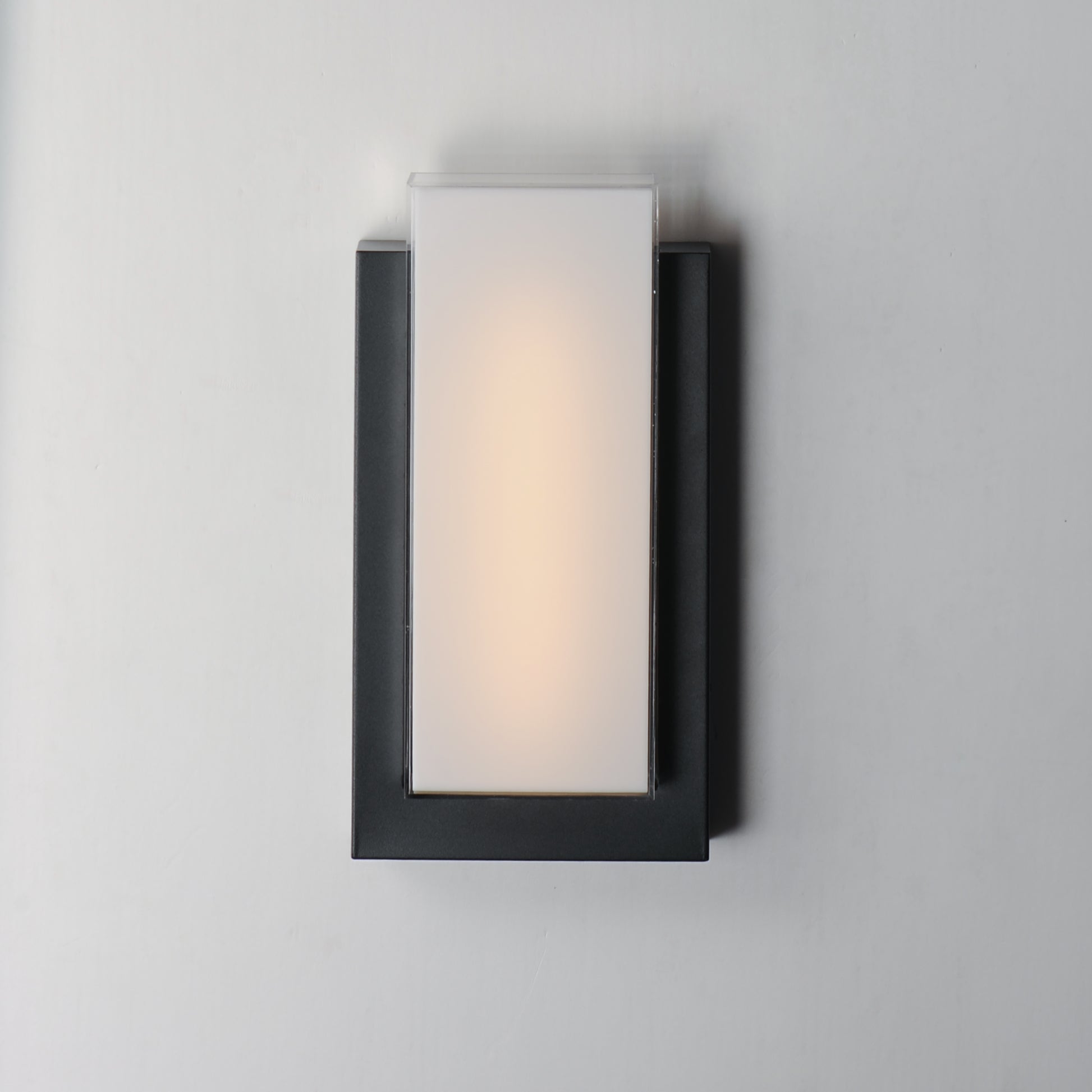 ET2, TOWER-OUTDOOR WALL MOUNT, OUTDOOR WALL LIGHTS