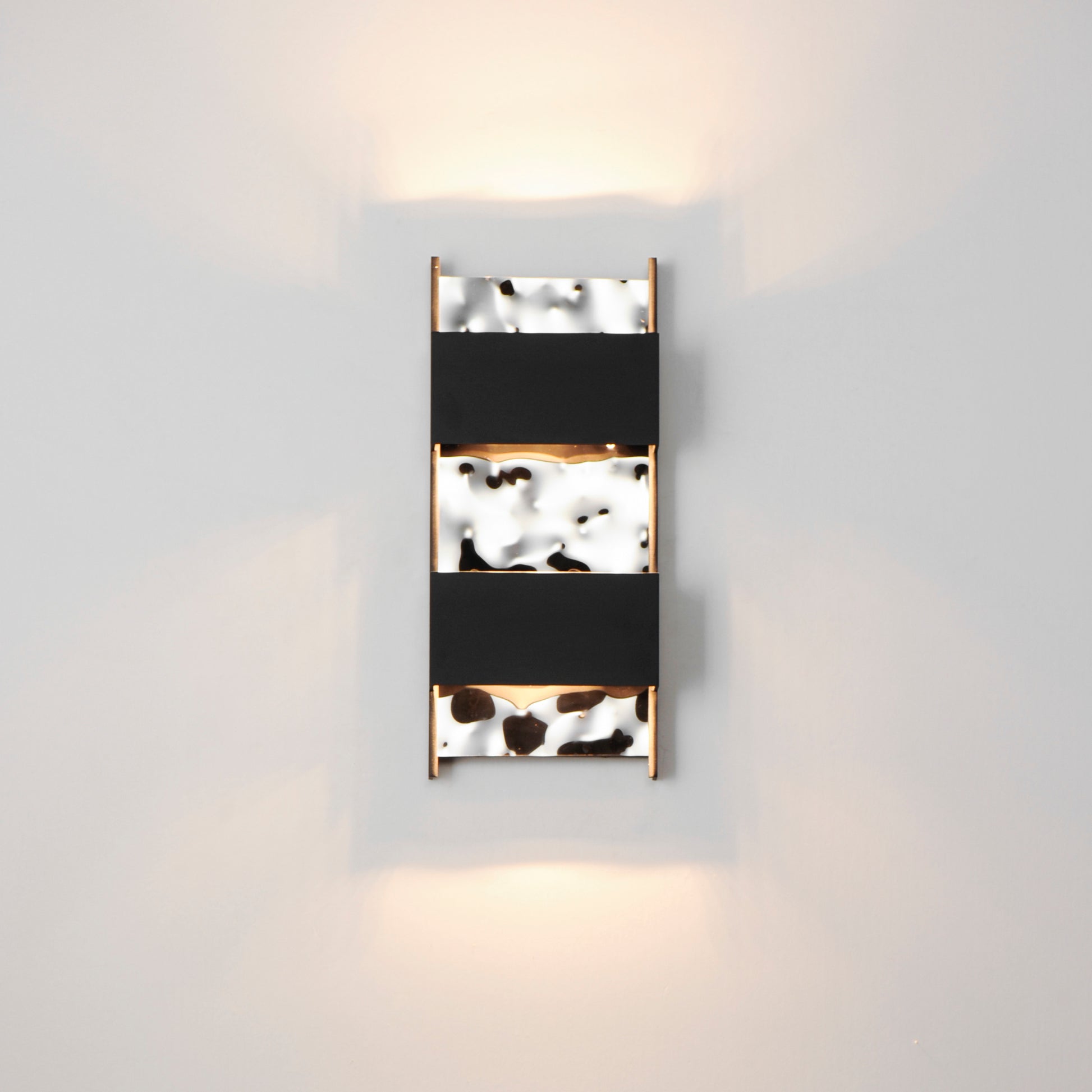 ET2, COULEE-OUTDOOR WALL MOUNT, OUTDOOR WALL LIGHTS