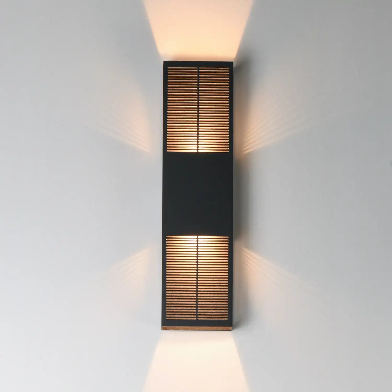 ET2, GRATE-OUTDOOR WALL MOUNT, OUTDOOR WALL LIGHTS