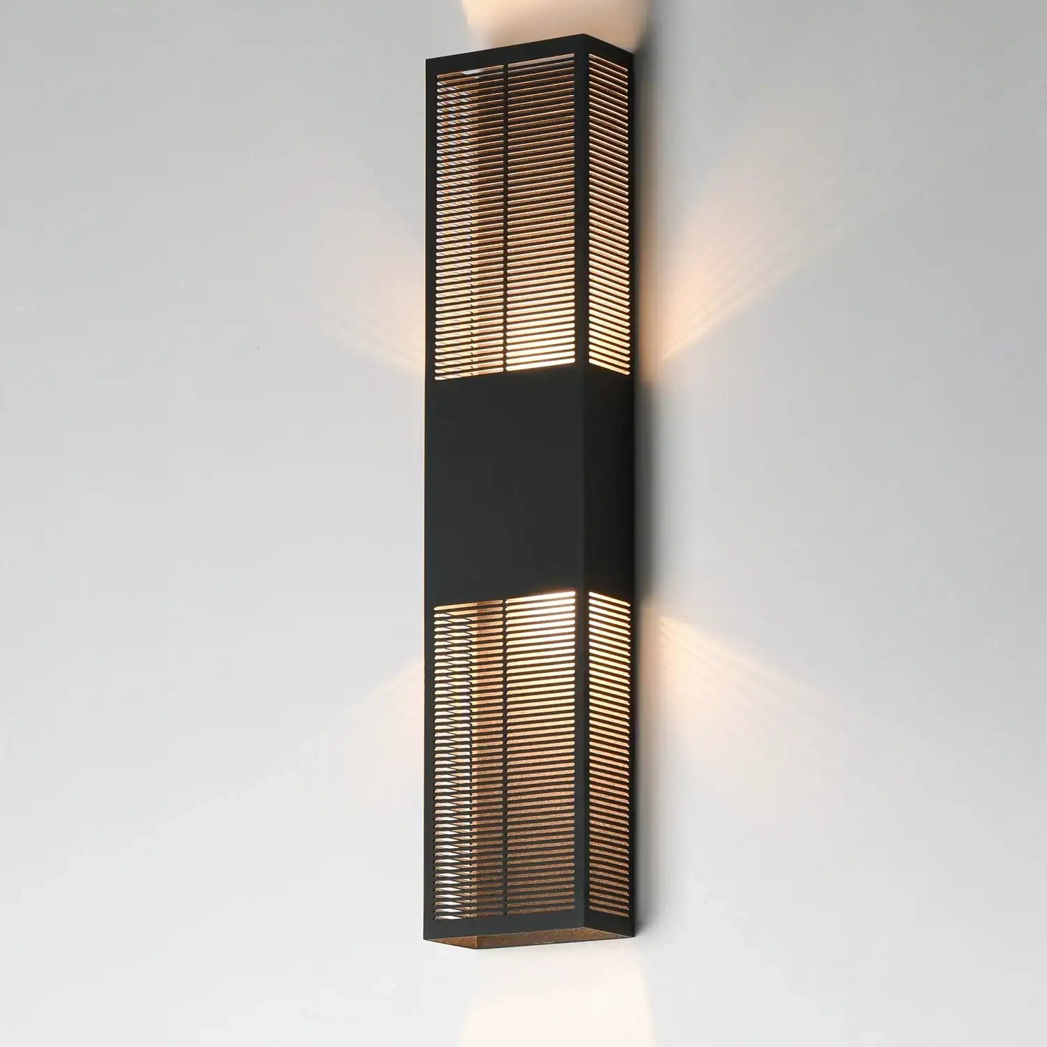 ET2, GRATE-OUTDOOR WALL MOUNT, OUTDOOR WALL LIGHTS