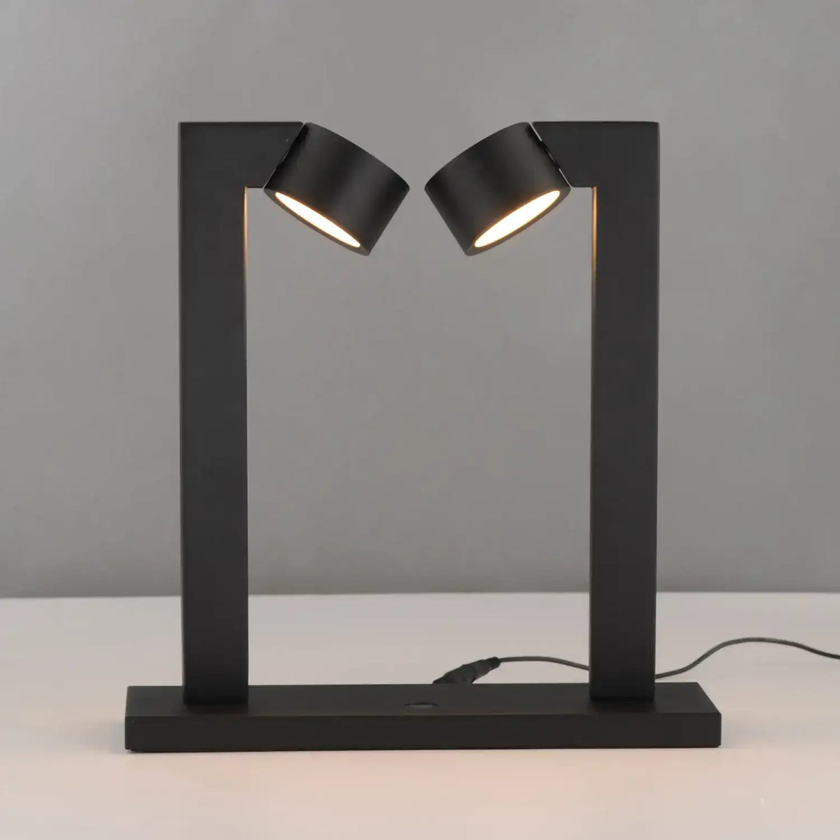 ET2, EMBRACE-DESK LAMP, DESK LAMPS